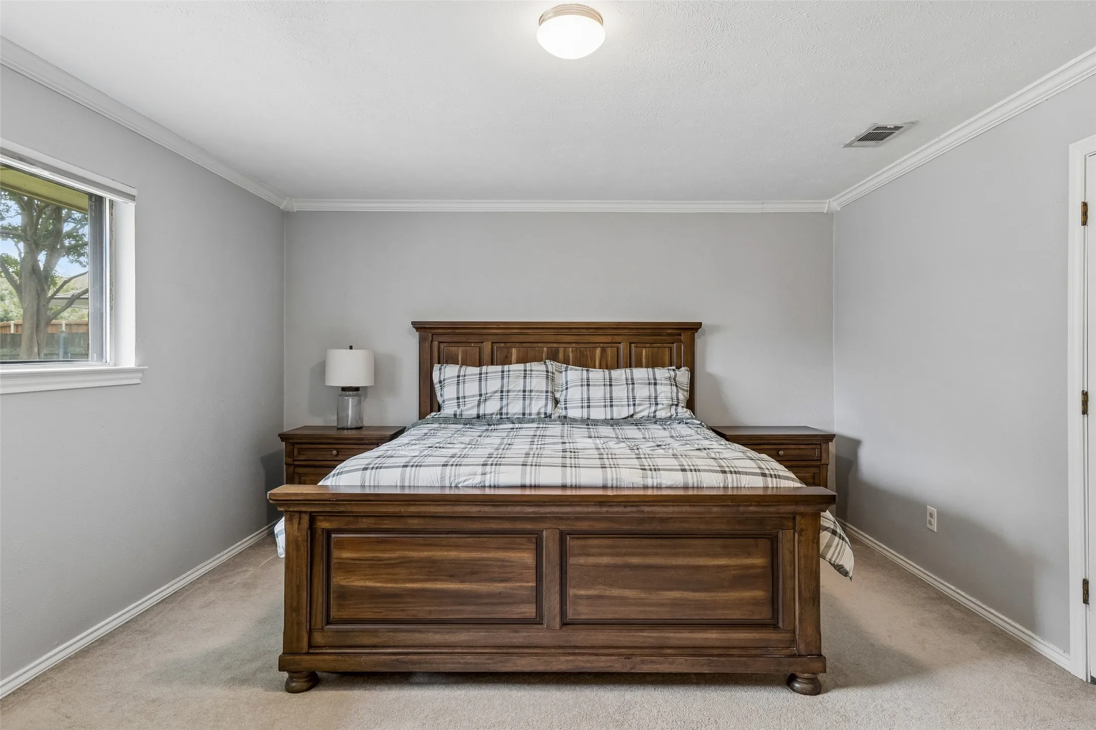 Single Family Residence For Sale in Collin County , 507 Lake Ridge Drive, Allen, Texas 75002, 3 Bedroom, 2 Bathroom, 2 Garage spaces, 1,835 Sqft, built in 1973, mls#21348247, Real Estate Agent in Allen, Homes For Sale in Collin county, Homes For Sale in Allen, Realtor in Allen Texas, Real Estate Brokerage Independent Realty Texas, Luminita Cordes Realtor