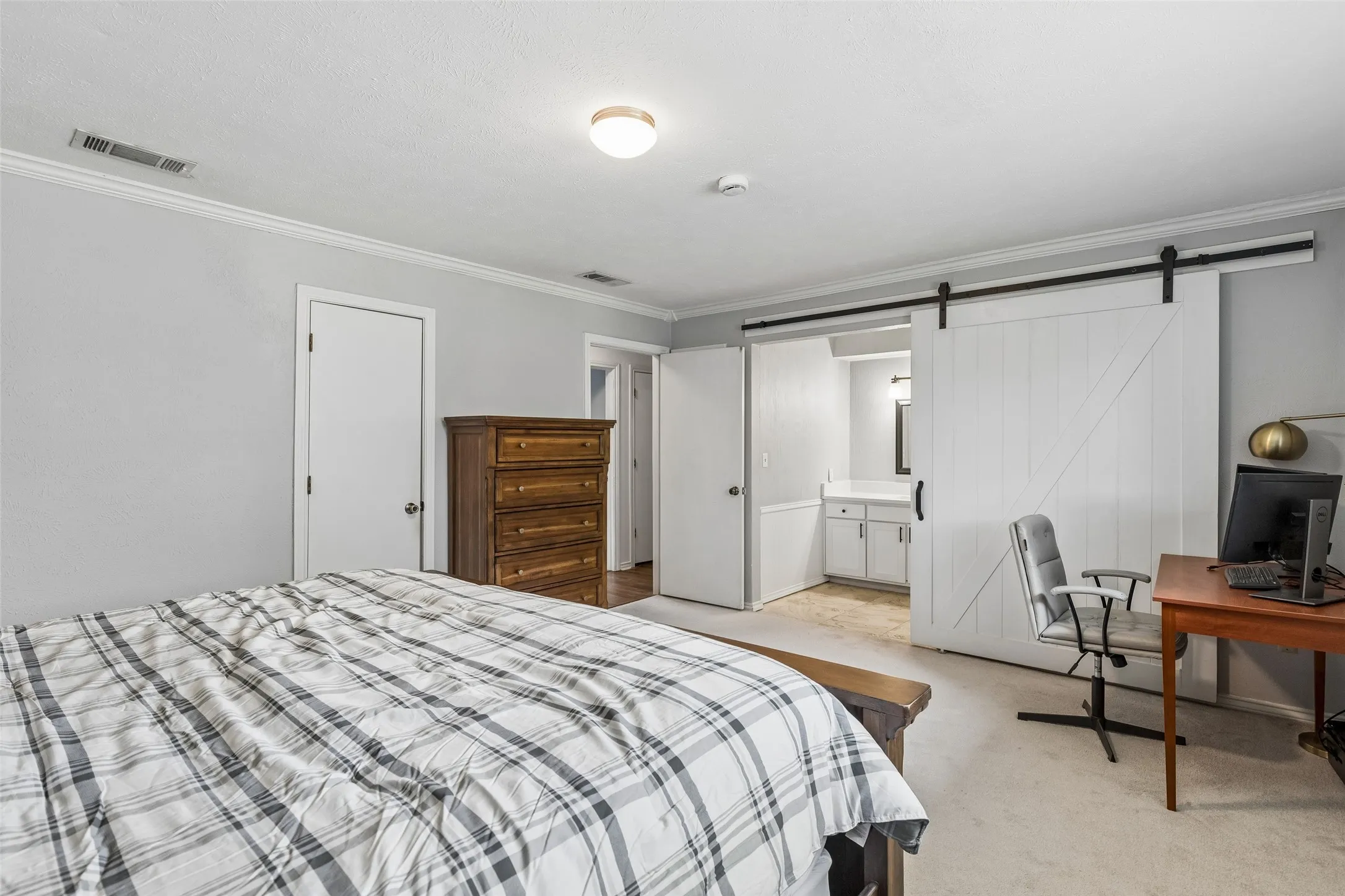 Single Family Residence For Sale in Collin County , 507 Lake Ridge Drive, Allen, Texas 75002, 3 Bedroom, 2 Bathroom, 2 Garage spaces, 1,835 Sqft, built in 1973, mls#21348247, Real Estate Agent in Allen, Homes For Sale in Collin county, Homes For Sale in Allen, Realtor in Allen Texas, Real Estate Brokerage Independent Realty Texas, Luminita Cordes Realtor
