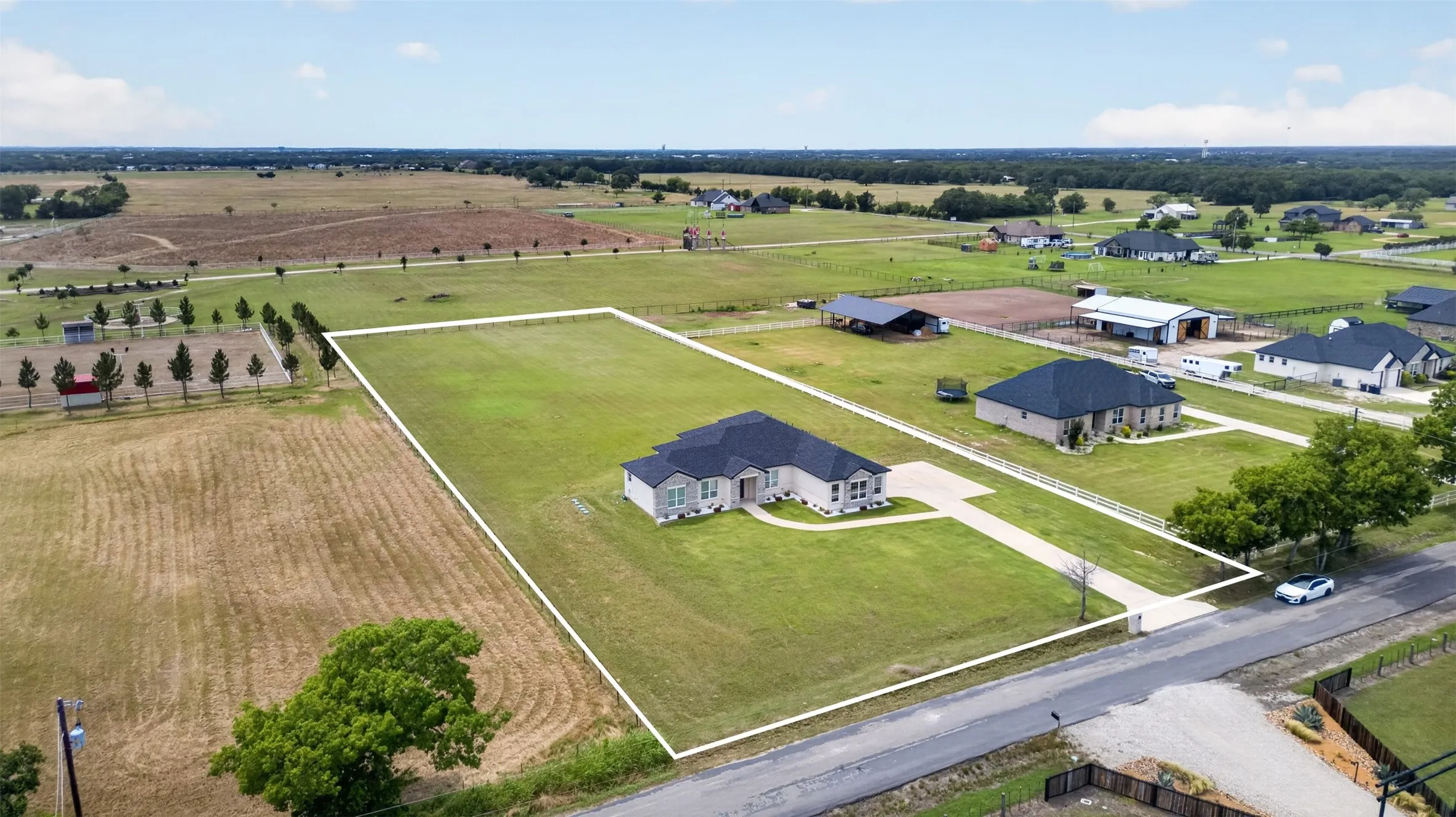 Single Family Residence For Sale in Hunt County , 4209 County Road 2512, Royse City, Texas 75189, 4 Bedroom, 3 Bathroom, 2 Garage spaces, 2,718 Sqft, built in 2022, mls#21371768, Real Estate Agent in Royse City, Homes For Sale in Hunt county, Homes For Sale in Royse City, Realtor in Royse City Texas, Real Estate Brokerage Independent Realty Texas, Luminita Cordes Realtor