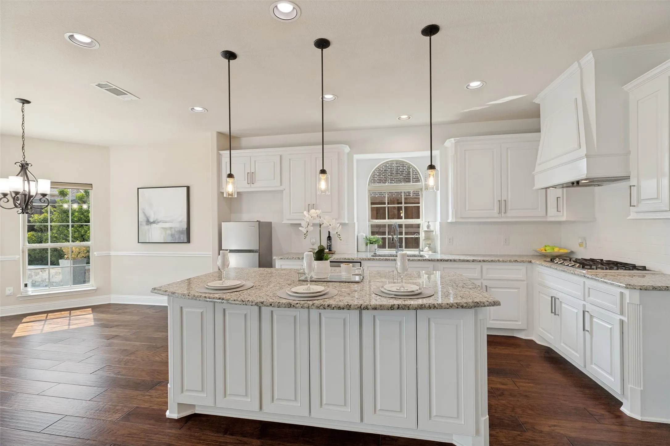 Single Family Residence For Sale in Collin County , 2160 Nocona Drive, Prosper, Texas 75078, 5 Bedroom, 5 Bathroom, 3 Garage spaces, 4,514 Sqft, built in 2014, mls#21363149, Real Estate Agent in Prosper, Homes For Sale in Collin county, Homes For Sale in Prosper, Realtor in Prosper Texas, Real Estate Brokerage Independent Realty Texas, Luminita Cordes Realtor