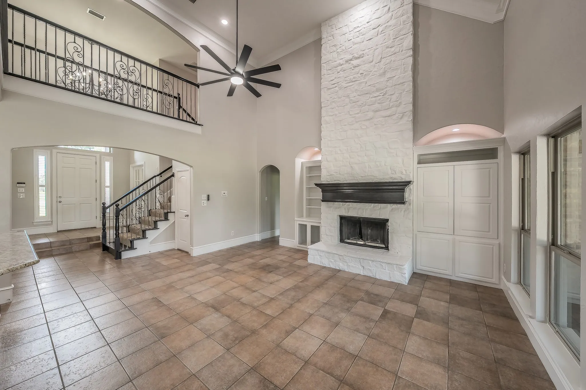 Single Family Residence For Sale in Rockwall County , 275 Savannah Hill, Rockwall, Texas 75032, 4 Bedroom, 4 Bathroom, 5 Garage spaces, 3,242 Sqft, built in 2003, mls#21371769, Real Estate Agent in Rockwall, Homes For Sale in Rockwall county, Homes For Sale in Rockwall, Realtor in Rockwall Texas, Real Estate Brokerage Independent Realty Texas, Luminita Cordes Realtor