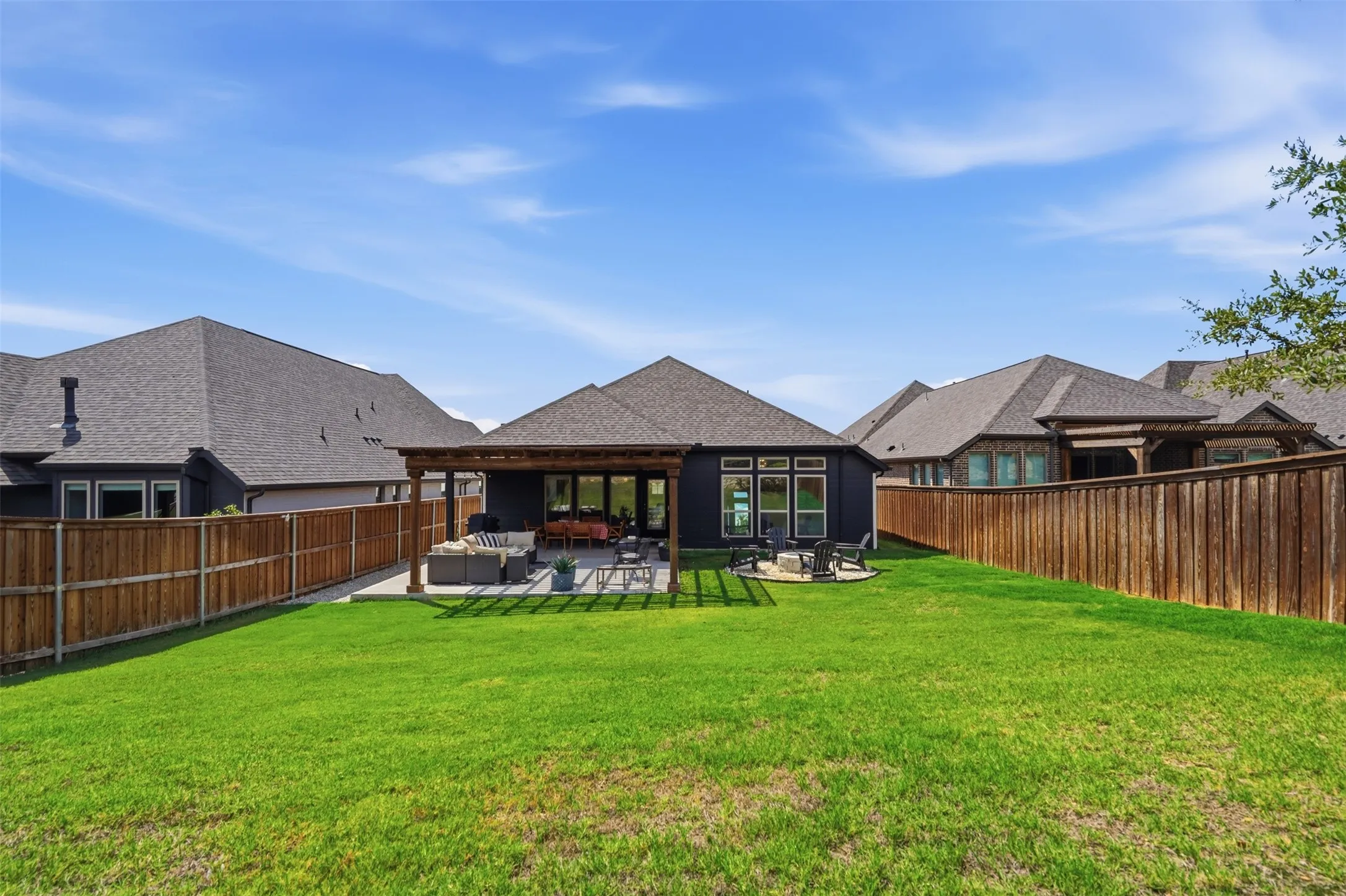 Single Family Residence For Sale in Tarrant County , 5517 George Creek Road, Fort Worth, Texas 76126, 4 Bedroom, 3 Bathroom, 2 Garage spaces, 2,579 Sqft, built in 2020, mls#21369970, Real Estate Agent in Fort Worth, Homes For Sale in Tarrant county, Homes For Sale in Fort Worth, Realtor in Fort Worth Texas, Real Estate Brokerage Independent Realty Texas, Luminita Cordes Realtor