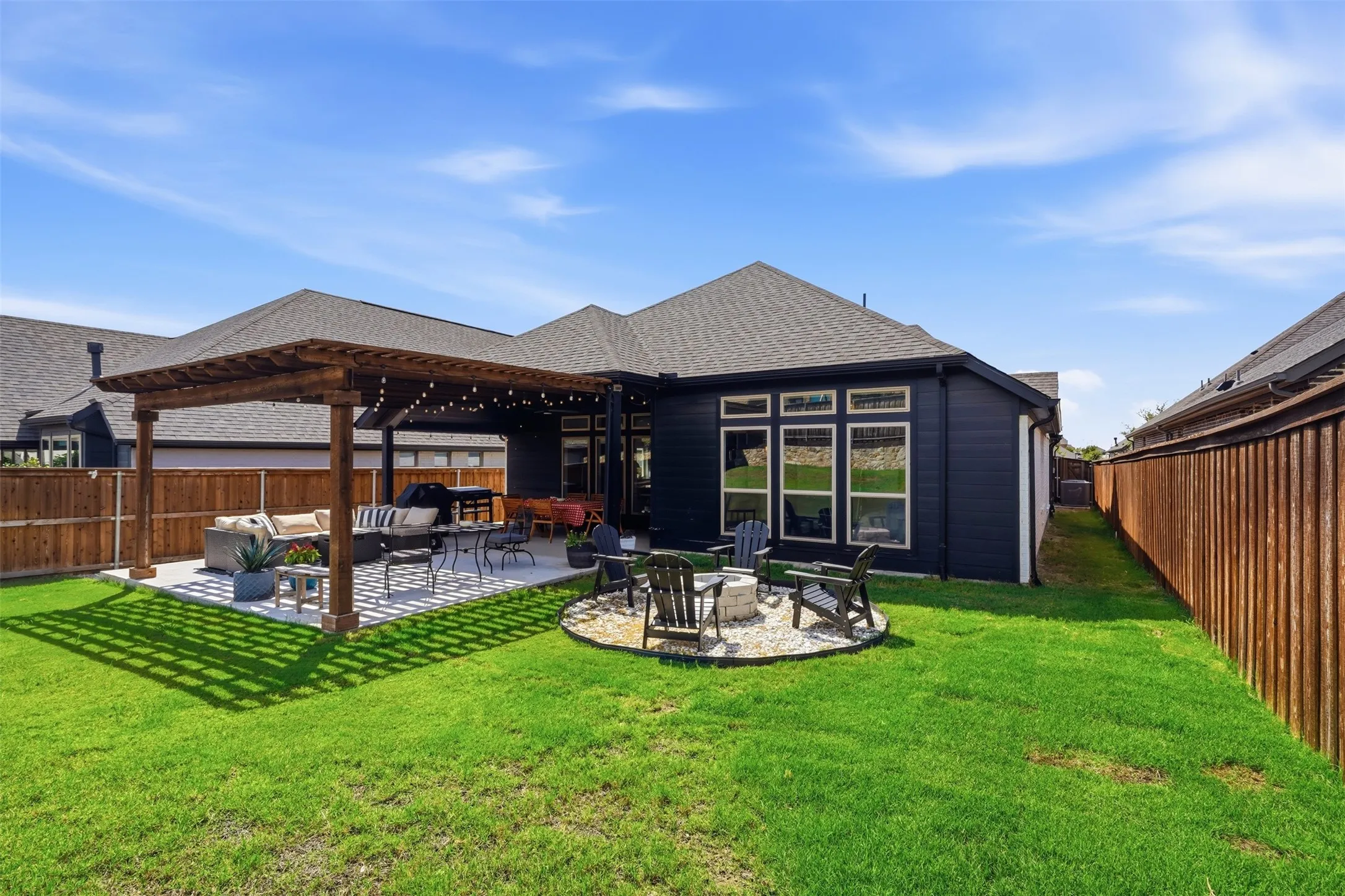 Single Family Residence For Sale in Tarrant County , 5517 George Creek Road, Fort Worth, Texas 76126, 4 Bedroom, 3 Bathroom, 2 Garage spaces, 2,579 Sqft, built in 2020, mls#21369970, Real Estate Agent in Fort Worth, Homes For Sale in Tarrant county, Homes For Sale in Fort Worth, Realtor in Fort Worth Texas, Real Estate Brokerage Independent Realty Texas, Luminita Cordes Realtor