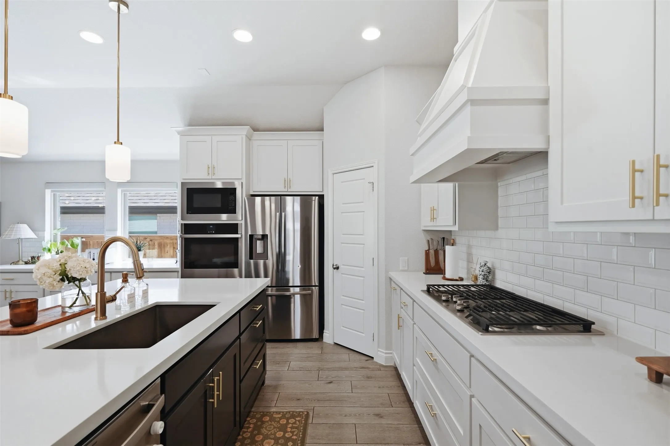 Single Family Residence For Sale in Tarrant County , 5517 George Creek Road, Fort Worth, Texas 76126, 4 Bedroom, 3 Bathroom, 2 Garage spaces, 2,579 Sqft, built in 2020, mls#21369970, Real Estate Agent in Fort Worth, Homes For Sale in Tarrant county, Homes For Sale in Fort Worth, Realtor in Fort Worth Texas, Real Estate Brokerage Independent Realty Texas, Luminita Cordes Realtor
