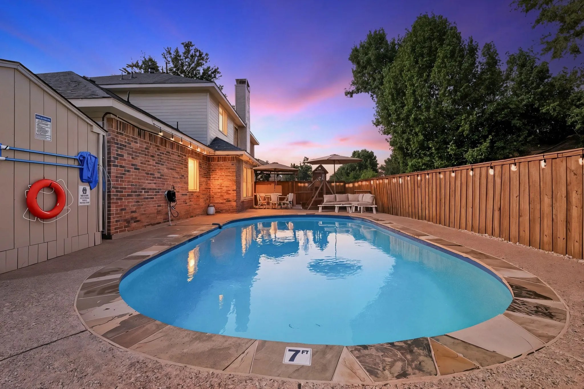 Single Family Residence For Sale in Denton County , 537 Purdue Drive, Lewisville, Texas 75067, 4 Bedroom, 3 Bathroom, 2 Garage spaces, 2,364 Sqft, built in 1997, mls#21369082, Real Estate Agent in Lewisville, Homes For Sale in Denton county, Homes For Sale in Lewisville, Realtor in Lewisville Texas, Real Estate Brokerage Independent Realty Texas, Luminita Cordes Realtor