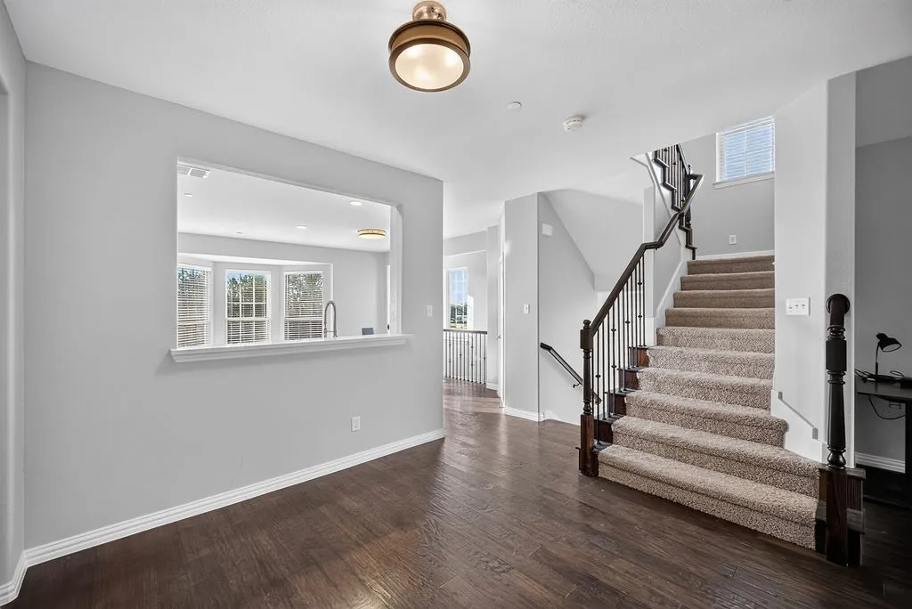 Townhouse For Rent in Dallas County , 7880 Oxer Drive, Irving, Texas 75063, 4 Bedroom, 4 Bathroom, 2 Garage spaces, 2,273 Sqft, built in 2010, mls#21371749, Real Estate Agent in Irving, Homes For Rent in Dallas county, Homes For Rent in Irving, Realtor in Irving Texas, Real Estate Brokerage Independent Realty Texas, Luminita Cordes Realtor