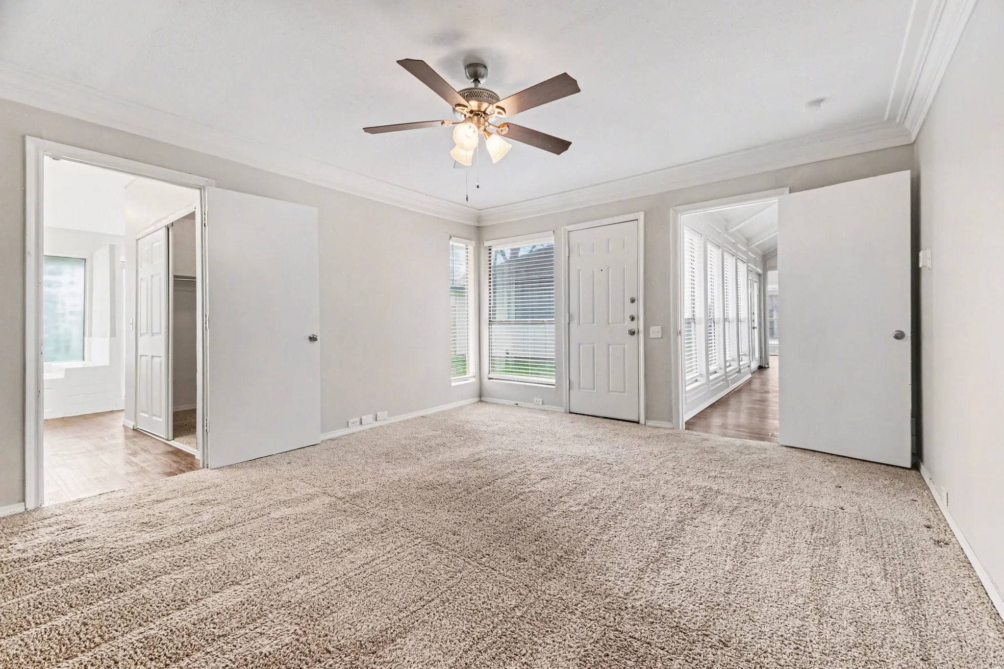 Single Family Residence For Sale in Collin County , 3708 Trilogy Drive, Plano, Texas 75075, 4 Bedroom, 2 Bathroom, 2 Garage spaces, 2,217 Sqft, built in 1982, mls#21371755, Real Estate Agent in Plano, Homes For Sale in Collin county, Homes For Sale in Plano, Realtor in Plano Texas, Real Estate Brokerage Independent Realty Texas, Luminita Cordes Realtor