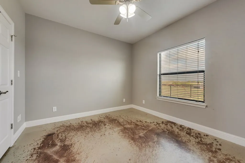 Single Family Residence For Sale in Parker County , 461 Pearson Ranch Road, Weatherford, Texas 76087, 4 Bedroom, 3 Bathroom, 2 Garage spaces, 3,052 Sqft, built in 2018, mls#21371733, Real Estate Agent in Weatherford, Homes For Sale in Parker county, Homes For Sale in Weatherford, Realtor in Weatherford Texas, Real Estate Brokerage Independent Realty Texas, Luminita Cordes Realtor