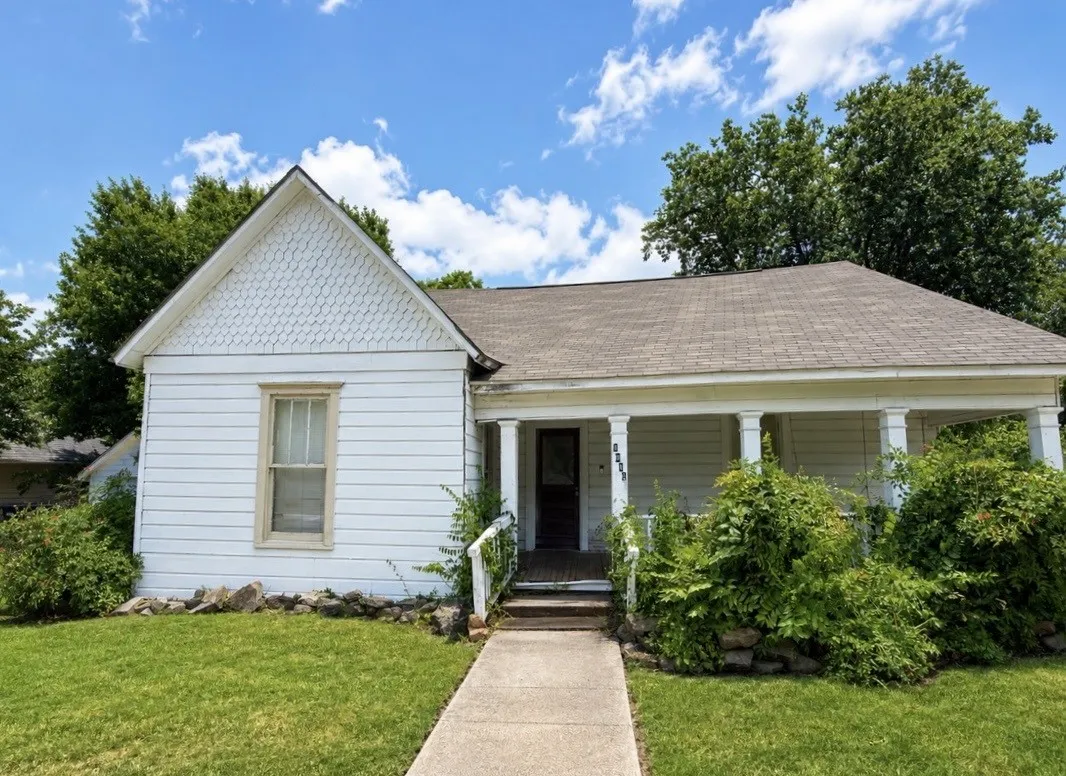 Improved Land For Sale in Collin County , 1018 N College Street, Mc Kinney, Texas 75069, 0, 0, Garage spaces, 0 Sqft, built in 1960, mls#21371718, Real Estate Agent in Mc Kinney, Homes For Sale in Collin county, Homes For Sale in Mc Kinney, Realtor in Mc Kinney Texas, Real Estate Brokerage Independent Realty Texas, Luminita Cordes Realtor