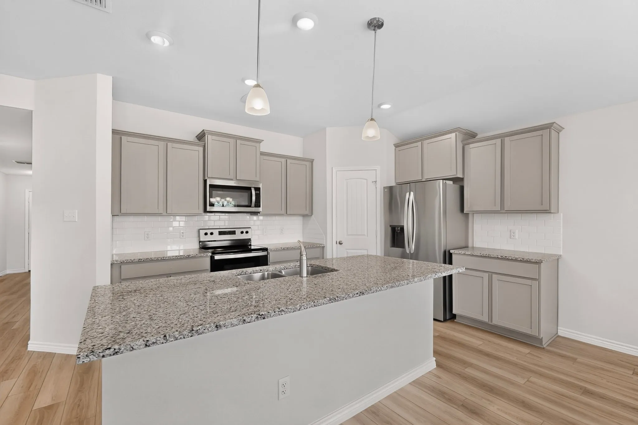 Single Family Residence For Sale in Mc Lennan County , 5713 Berkley Heights Drive, Waco, Texas 76708, 4 Bedroom, 2 Bathroom, 2 Garage spaces, 1,548 Sqft, built in 2023, mls#21369582, Real Estate Agent in Waco, Homes For Sale in Mc Lennan county, Homes For Sale in Waco, Realtor in Waco Texas, Real Estate Brokerage Independent Realty Texas, Luminita Cordes Realtor