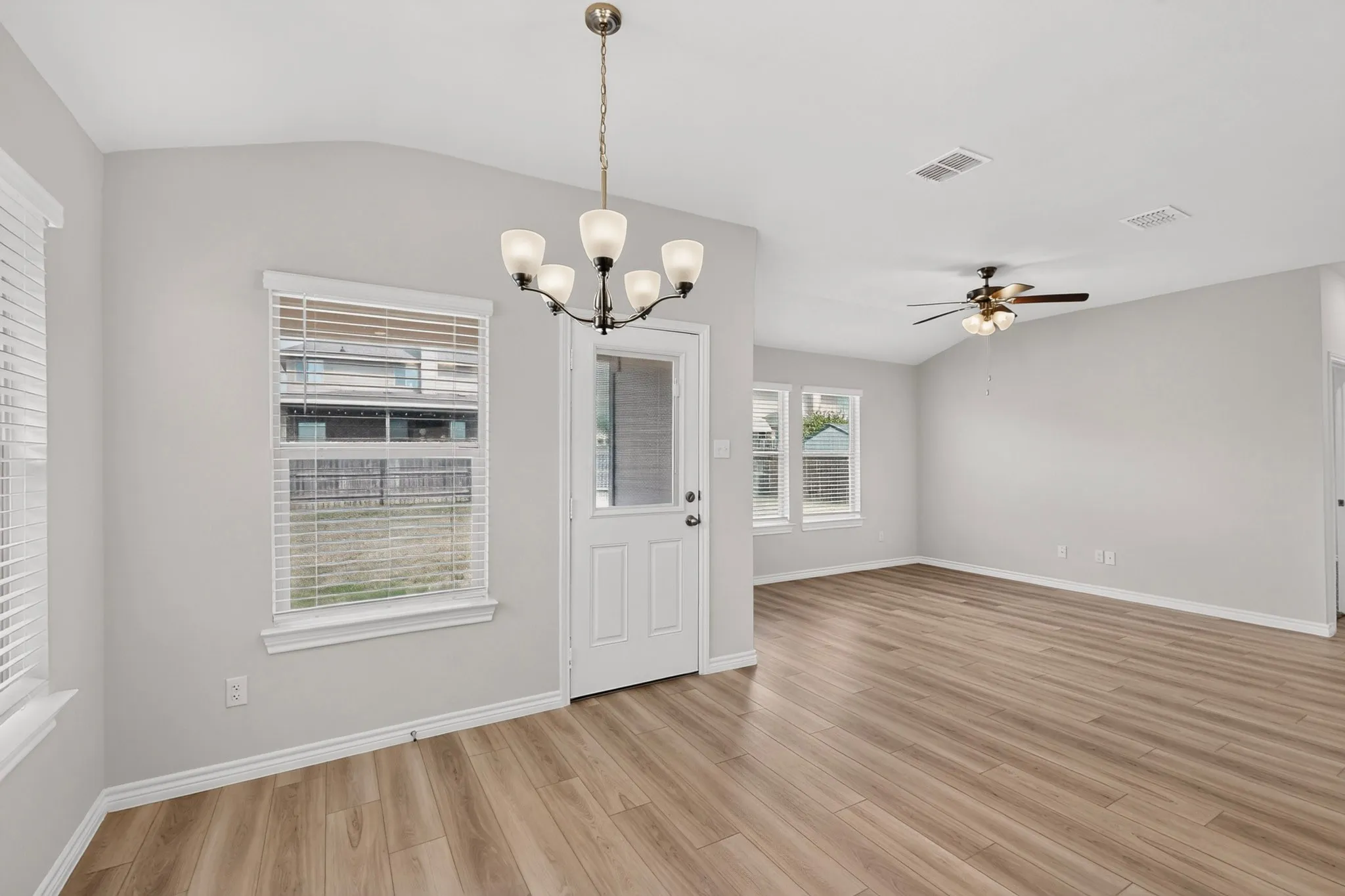 Single Family Residence For Sale in Mc Lennan County , 5713 Berkley Heights Drive, Waco, Texas 76708, 4 Bedroom, 2 Bathroom, 2 Garage spaces, 1,548 Sqft, built in 2023, mls#21369582, Real Estate Agent in Waco, Homes For Sale in Mc Lennan county, Homes For Sale in Waco, Realtor in Waco Texas, Real Estate Brokerage Independent Realty Texas, Luminita Cordes Realtor
