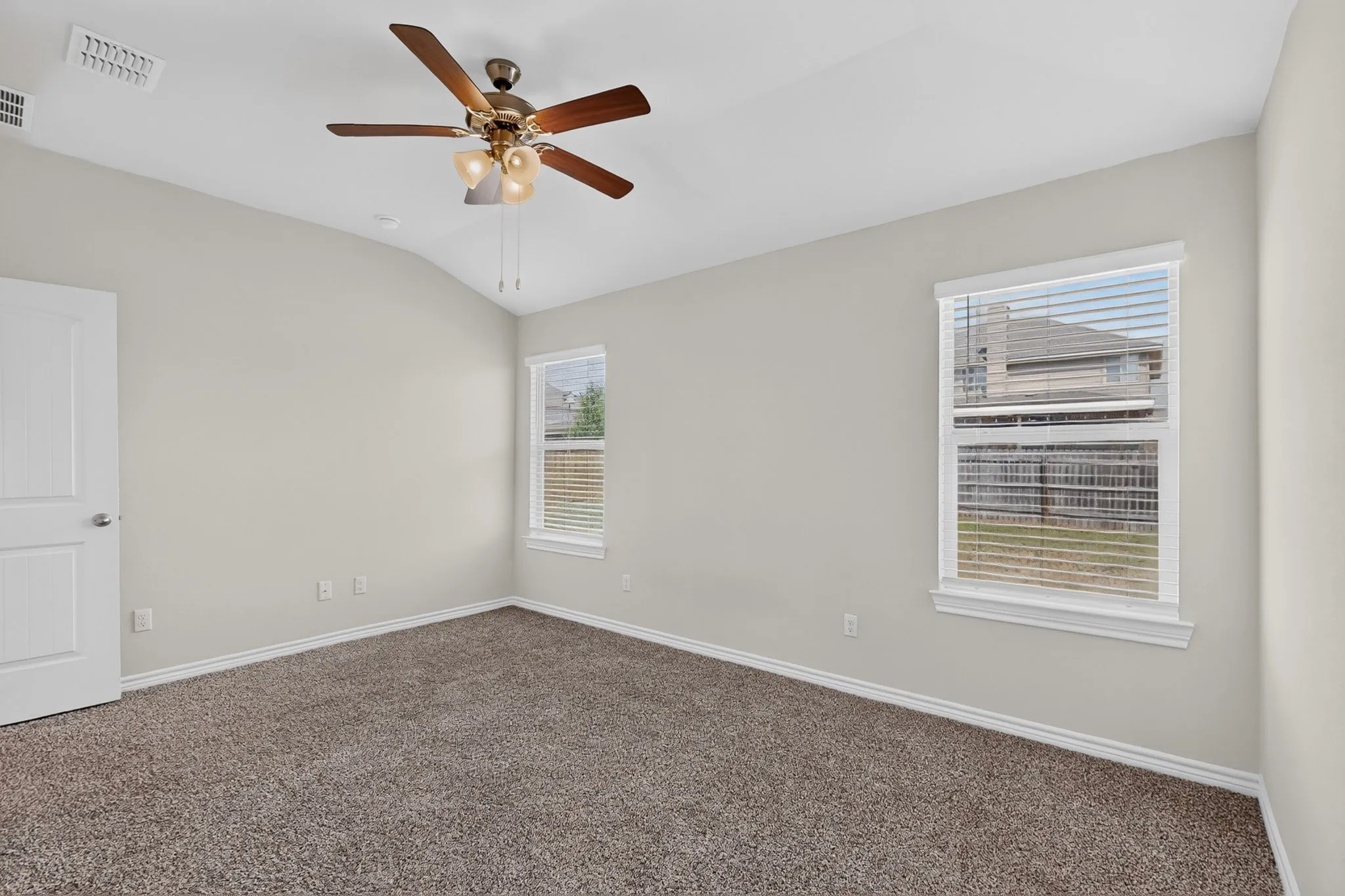 Single Family Residence For Sale in Mc Lennan County , 5713 Berkley Heights Drive, Waco, Texas 76708, 4 Bedroom, 2 Bathroom, 2 Garage spaces, 1,548 Sqft, built in 2023, mls#21369582, Real Estate Agent in Waco, Homes For Sale in Mc Lennan county, Homes For Sale in Waco, Realtor in Waco Texas, Real Estate Brokerage Independent Realty Texas, Luminita Cordes Realtor