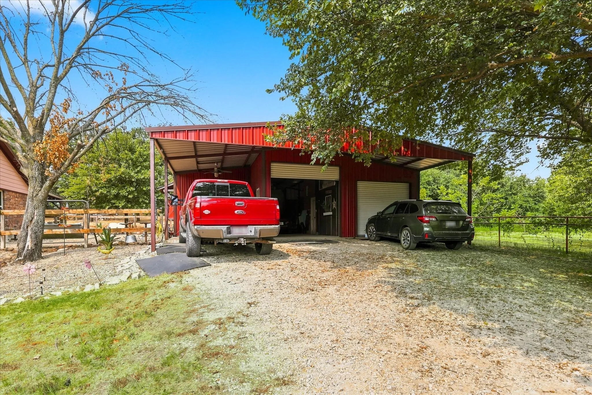 Single Family Residence For Sale in Denton County , 13043 Gold Hill Road, Argyle, Texas 76226, 3 Bedroom, 2 Bathroom, 2 Garage spaces, 1,661 Sqft, built in 2017, mls#21368945, Real Estate Agent in Argyle, Homes For Sale in Denton county, Homes For Sale in Argyle, Realtor in Argyle Texas, Real Estate Brokerage Independent Realty Texas, Luminita Cordes Realtor