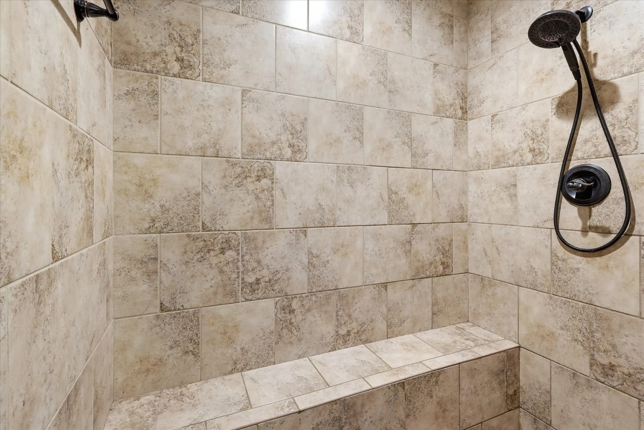 Single Family Residence For Sale in Denton County , 13043 Gold Hill Road, Argyle, Texas 76226, 3 Bedroom, 2 Bathroom, 2 Garage spaces, 1,661 Sqft, built in 2017, mls#21368945, Real Estate Agent in Argyle, Homes For Sale in Denton county, Homes For Sale in Argyle, Realtor in Argyle Texas, Real Estate Brokerage Independent Realty Texas, Luminita Cordes Realtor