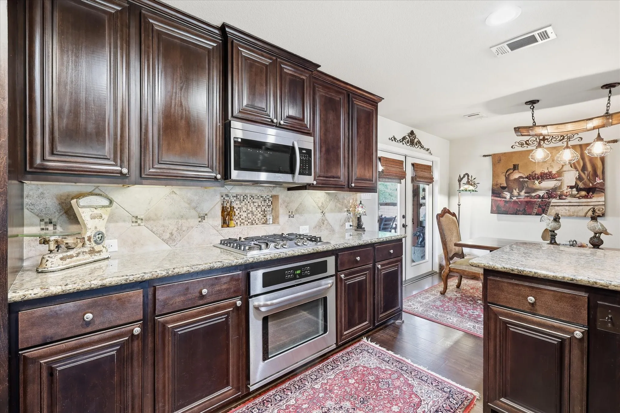 Single Family Residence For Sale in Denton County , 13043 Gold Hill Road, Argyle, Texas 76226, 3 Bedroom, 2 Bathroom, 2 Garage spaces, 1,661 Sqft, built in 2017, mls#21368945, Real Estate Agent in Argyle, Homes For Sale in Denton county, Homes For Sale in Argyle, Realtor in Argyle Texas, Real Estate Brokerage Independent Realty Texas, Luminita Cordes Realtor