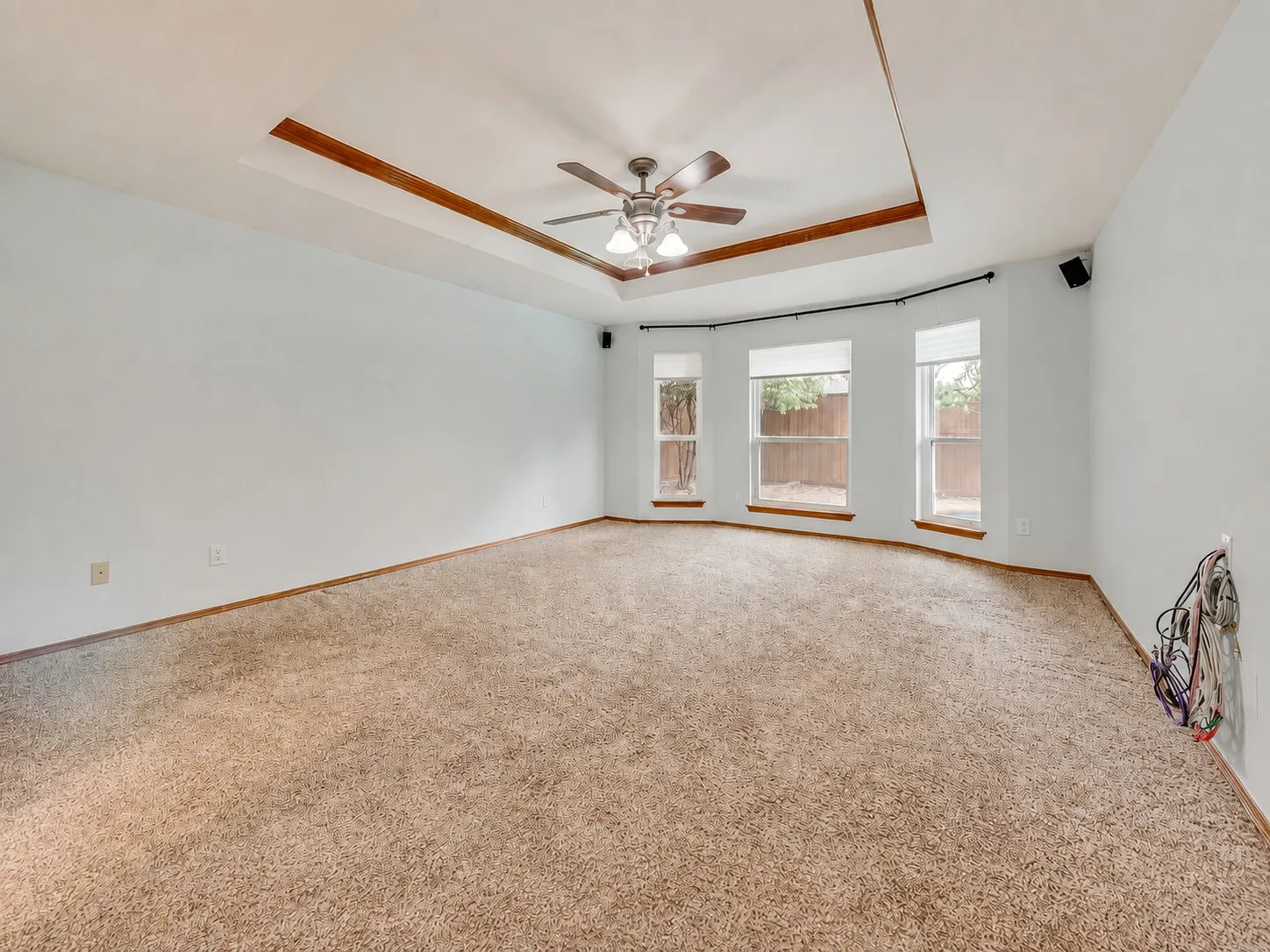 Single Family Residence For Sale in Denton County , 3500 Wolcott Drive, Flower Mound, Texas 75028, 4 Bedroom, 3 Bathroom, 2 Garage spaces, 2,626 Sqft, built in 1991, mls#21371029, Real Estate Agent in Flower Mound, Homes For Sale in Denton county, Homes For Sale in Flower Mound, Realtor in Flower Mound Texas, Real Estate Brokerage Independent Realty Texas, Luminita Cordes Realtor