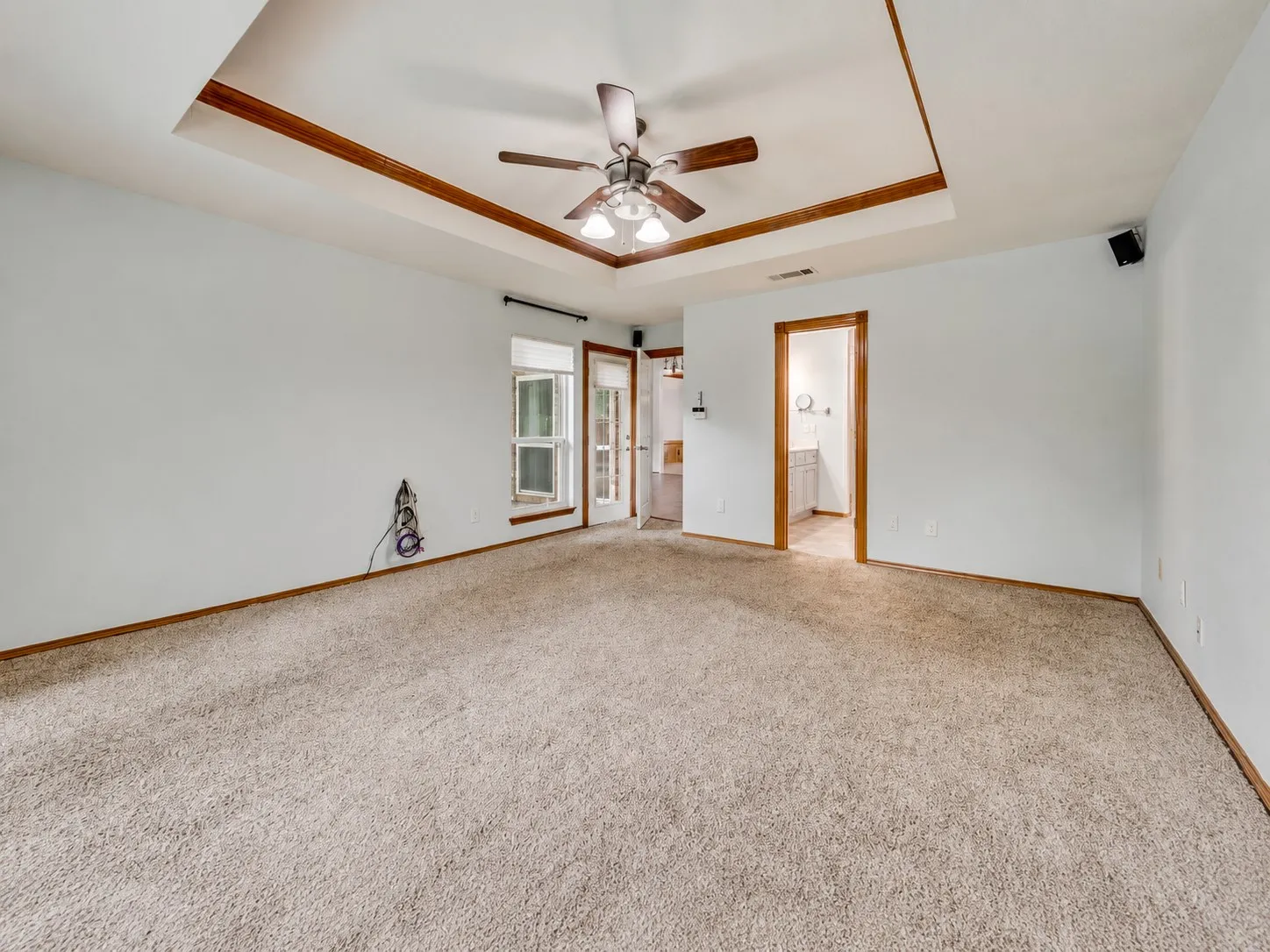 Single Family Residence For Sale in Denton County , 3500 Wolcott Drive, Flower Mound, Texas 75028, 4 Bedroom, 3 Bathroom, 2 Garage spaces, 2,626 Sqft, built in 1991, mls#21371029, Real Estate Agent in Flower Mound, Homes For Sale in Denton county, Homes For Sale in Flower Mound, Realtor in Flower Mound Texas, Real Estate Brokerage Independent Realty Texas, Luminita Cordes Realtor