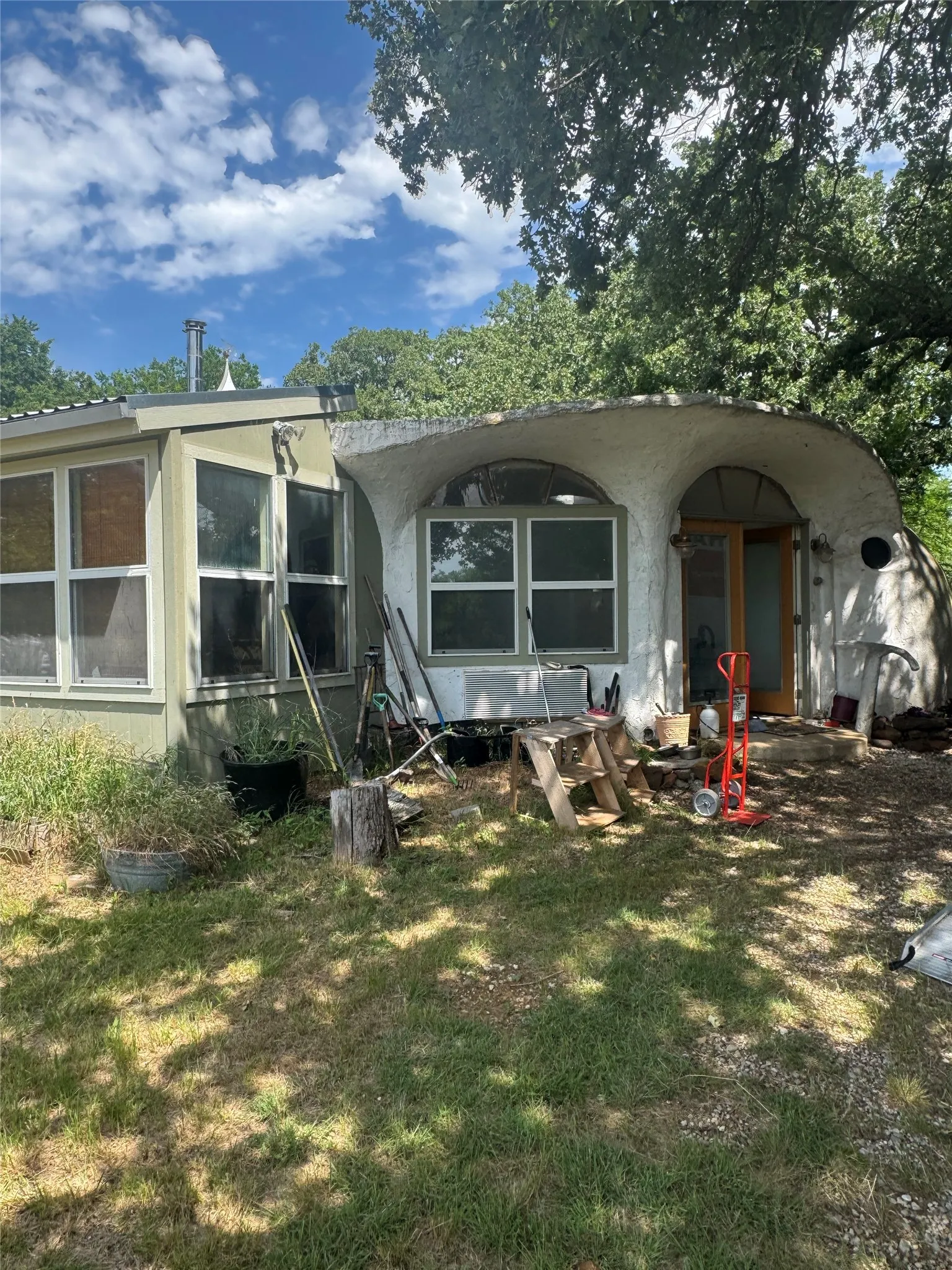 Farm For Sale in Cooke County , 2269 Fm 678, Gainesville, Texas 76240, 4 Bedroom, 3 Bathroom, Garage spaces, 2,510 Sqft, built in 1987, mls#21371787, Real Estate Agent in Gainesville, Homes For Sale in Cooke county, Homes For Sale in Gainesville, Realtor in Gainesville Texas, Real Estate Brokerage Independent Realty Texas, Luminita Cordes Realtor