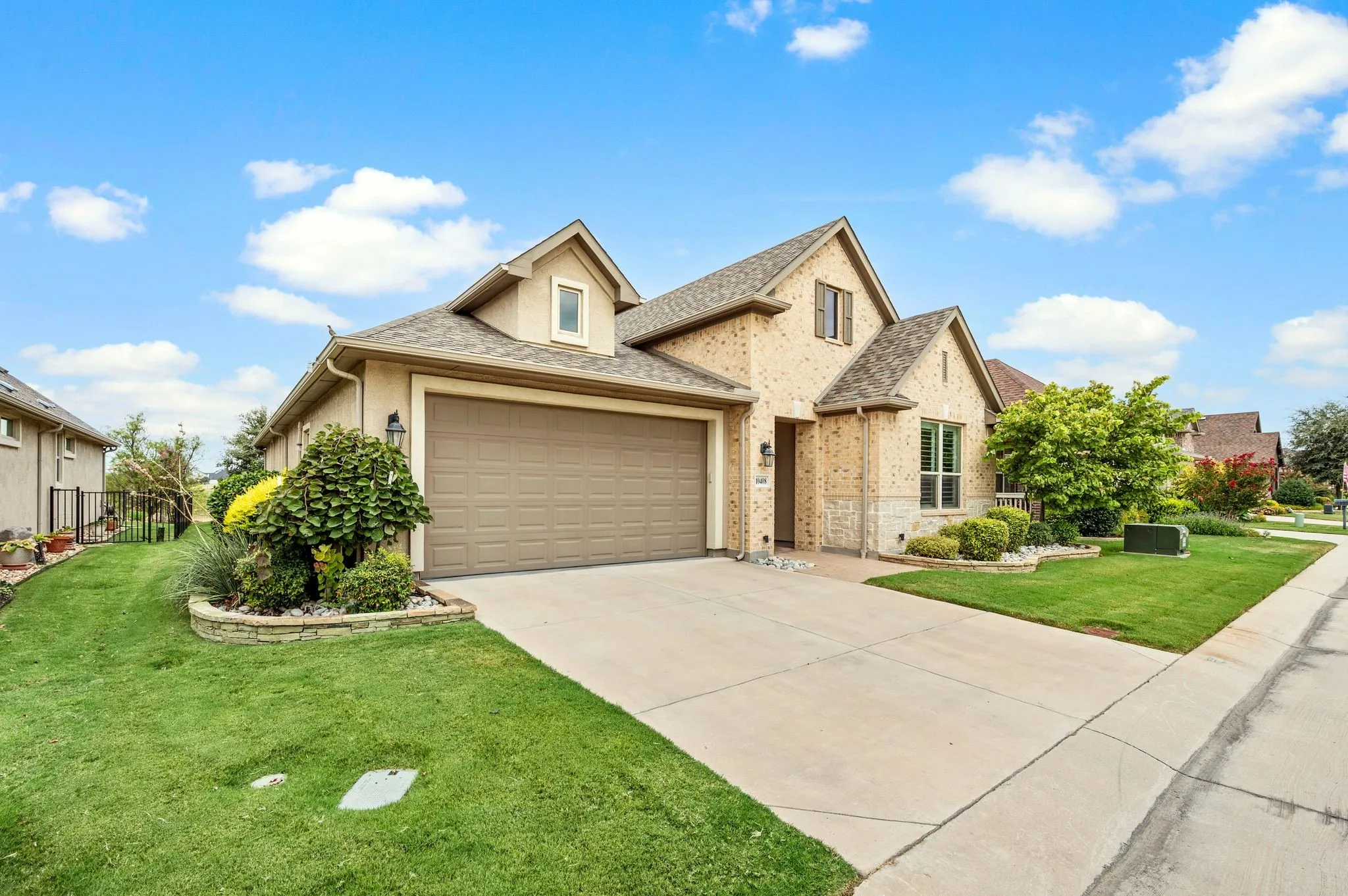 Beautiful Brick/Stone/ Stucco home