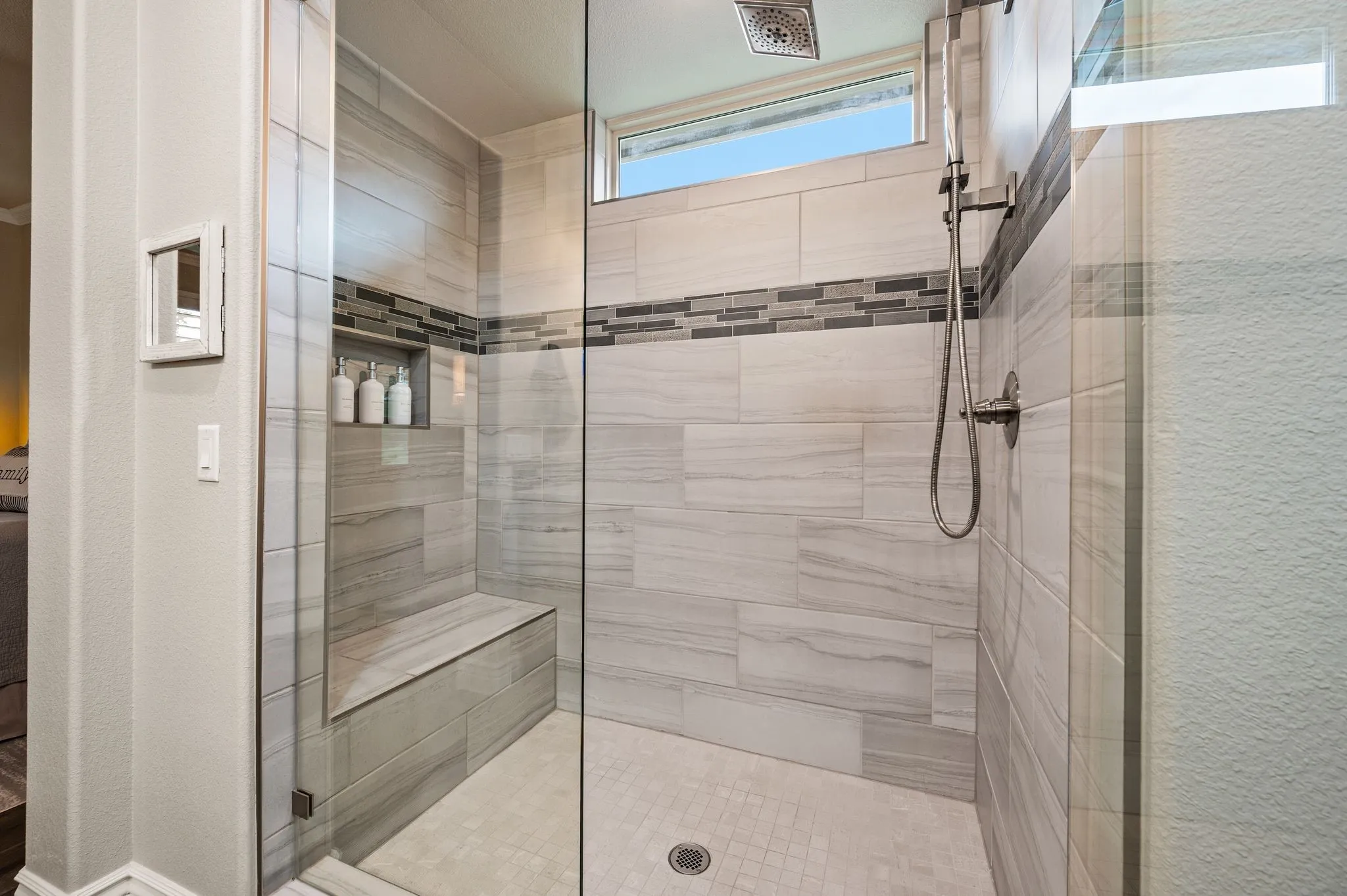 Single Family Residence For Sale in Denton County , 10408 Claystone Drive, Denton, Texas 76207, 2 Bedroom, 2 Bathroom, 2 Garage spaces, 1,760 Sqft, built in 2021, mls#21368485, Real Estate Agent in Denton, Homes For Sale in Denton county, Homes For Sale in Denton, Realtor in Denton Texas, Real Estate Brokerage Independent Realty Texas, Luminita Cordes Realtor