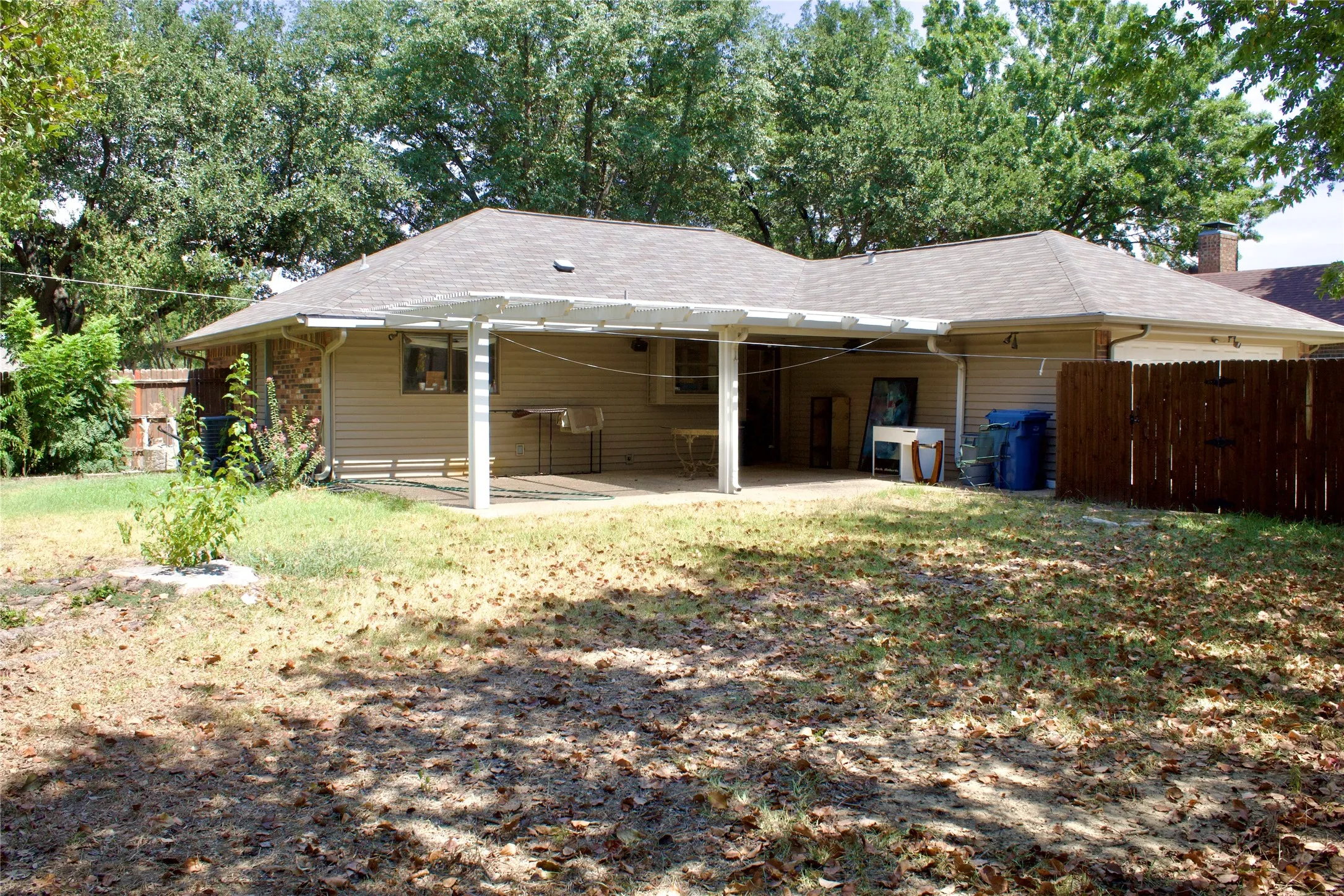 Single Family Residence For Rent in Dallas County , 941 Tupelo Drive, Coppell, Texas 75019, 3 Bedroom, 2 Bathroom, 2 Garage spaces, 1,266 Sqft, built in 1983, mls#21369260, Real Estate Agent in Coppell, Homes For Rent in Dallas county, Homes For Rent in Coppell, Realtor in Coppell Texas, Real Estate Brokerage Independent Realty Texas, Luminita Cordes Realtor