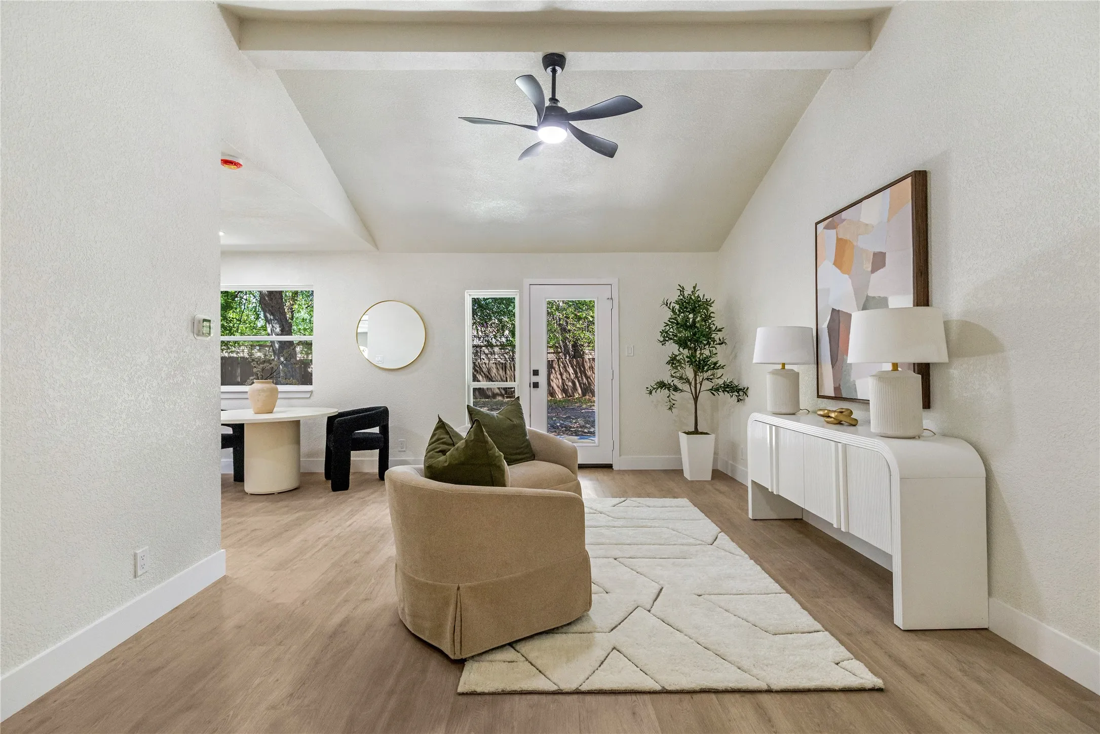 Single Family Residence For Sale in Tarrant County , 445 E Taylor Street, Keller, Texas 76248, 3 Bedroom, 2 Bathroom, Garage spaces, 1,714 Sqft, built in 1973, mls#21368006, Real Estate Agent in Keller, Homes For Sale in Tarrant county, Homes For Sale in Keller, Realtor in Keller Texas, Real Estate Brokerage Independent Realty Texas, Luminita Cordes Realtor
