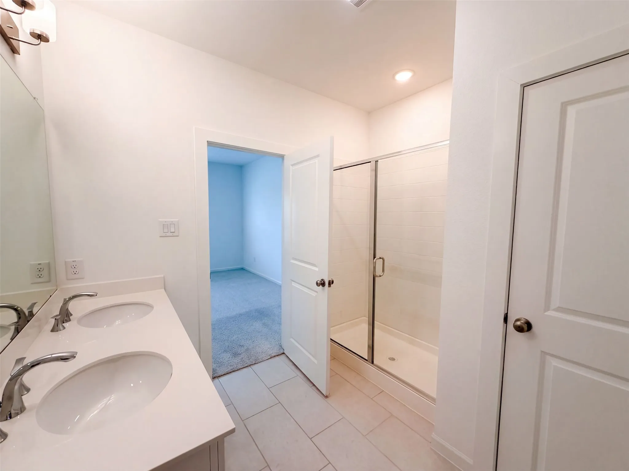 Single Family Residence For Sale in Dallas County , 2506 Tahoe Drive, Seagoville, Texas 75159, 5 Bedroom, 3 Bathroom, 2 Garage spaces, 2,687 Sqft, built in 2024, mls#21371018, Real Estate Agent in Seagoville, Homes For Sale in Dallas county, Homes For Sale in Seagoville, Realtor in Seagoville Texas, Real Estate Brokerage Independent Realty Texas, Luminita Cordes Realtor