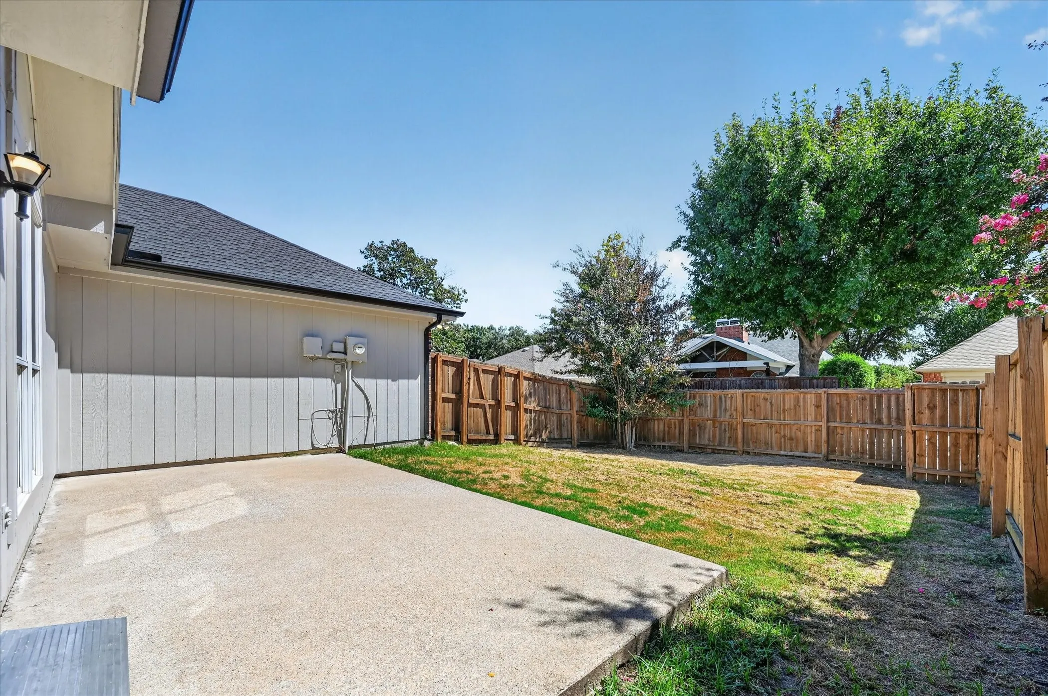 Single Family Residence For Sale in Collin County , 6908 Amethyst Lane, Plano, Texas 75023, 3 Bedroom, 2 Bathroom, 2 Garage spaces, 1,501 Sqft, built in 1993, mls#21367512, Real Estate Agent in Plano, Homes For Sale in Collin county, Homes For Sale in Plano, Realtor in Plano Texas, Real Estate Brokerage Independent Realty Texas, Luminita Cordes Realtor
