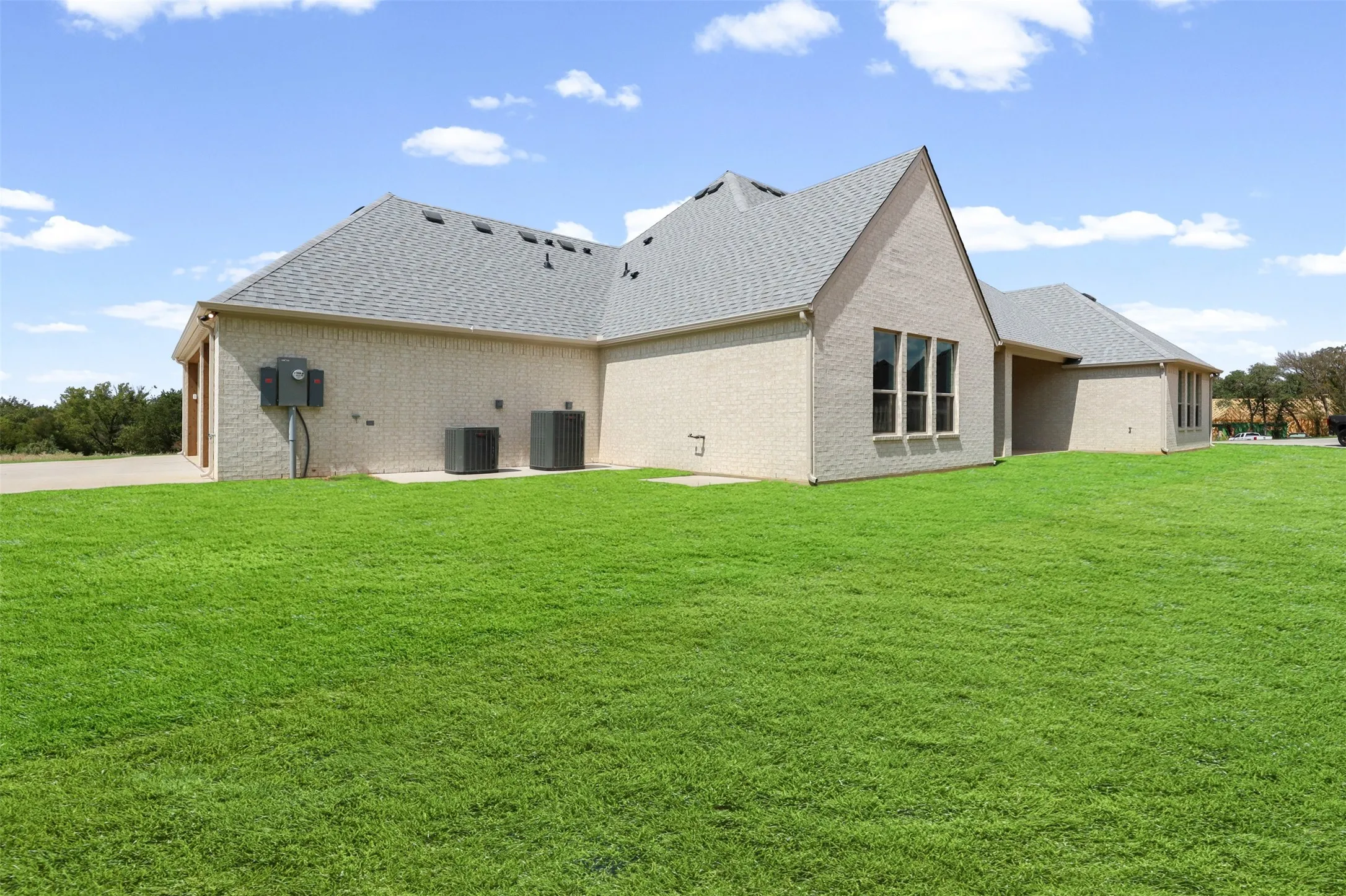 Single Family Residence For Sale in Johnson County , 1656 Private Access 60200, Burleson, Texas 76028, 4 Bedroom, 3 Bathroom, 3 Garage spaces, 3,353 Sqft, built in 2026, mls#21370340, Real Estate Agent in Burleson, Homes For Sale in Johnson county, Homes For Sale in Burleson, Realtor in Burleson Texas, Real Estate Brokerage Independent Realty Texas, Luminita Cordes Realtor
