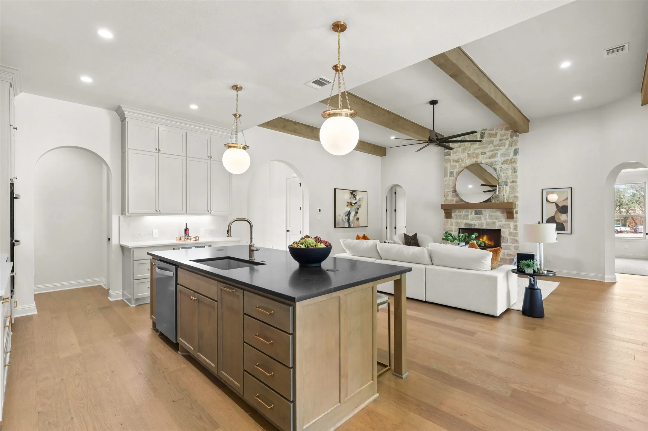 Single Family Residence For Sale in Johnson County , 1656 Private Access 60200, Burleson, Texas 76028, 4 Bedroom, 3 Bathroom, 3 Garage spaces, 3,353 Sqft, built in 2026, mls#21370340, Real Estate Agent in Burleson, Homes For Sale in Johnson county, Homes For Sale in Burleson, Realtor in Burleson Texas, Real Estate Brokerage Independent Realty Texas, Luminita Cordes Realtor