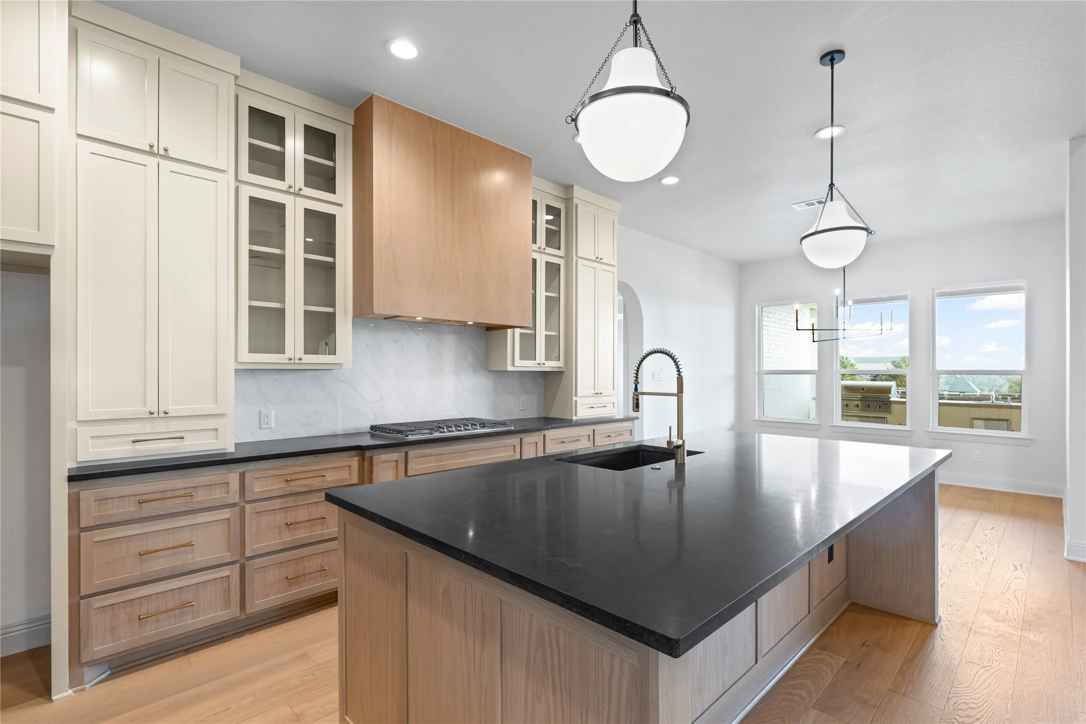 Single Family Residence For Sale in Ellis County , 4720 Magnolia Trail, Midlothian, Texas 76065, 4 Bedroom, 3 Bathroom, 4 Garage spaces, 3,379 Sqft, built in 2026, mls#21370418, Real Estate Agent in Midlothian, Homes For Sale in Ellis county, Homes For Sale in Midlothian, Realtor in Midlothian Texas, Real Estate Brokerage Independent Realty Texas, Luminita Cordes Realtor