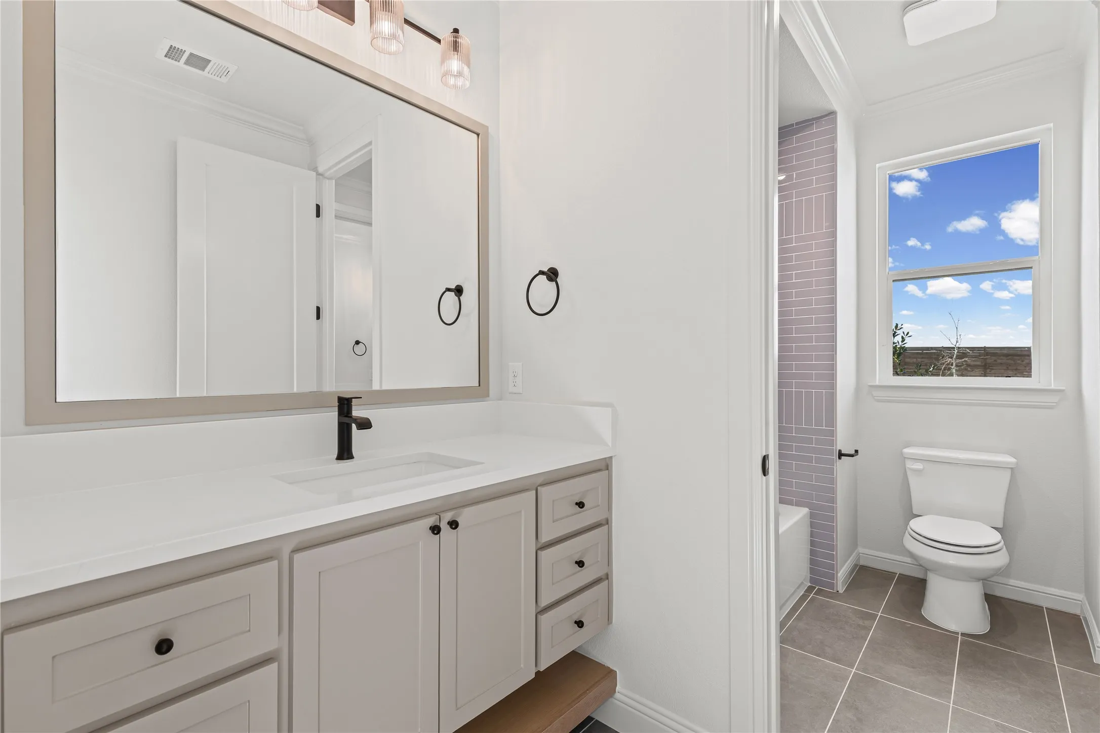 Single Family Residence For Sale in Ellis County , 4720 Magnolia Trail, Midlothian, Texas 76065, 4 Bedroom, 3 Bathroom, 4 Garage spaces, 3,379 Sqft, built in 2026, mls#21370418, Real Estate Agent in Midlothian, Homes For Sale in Ellis county, Homes For Sale in Midlothian, Realtor in Midlothian Texas, Real Estate Brokerage Independent Realty Texas, Luminita Cordes Realtor