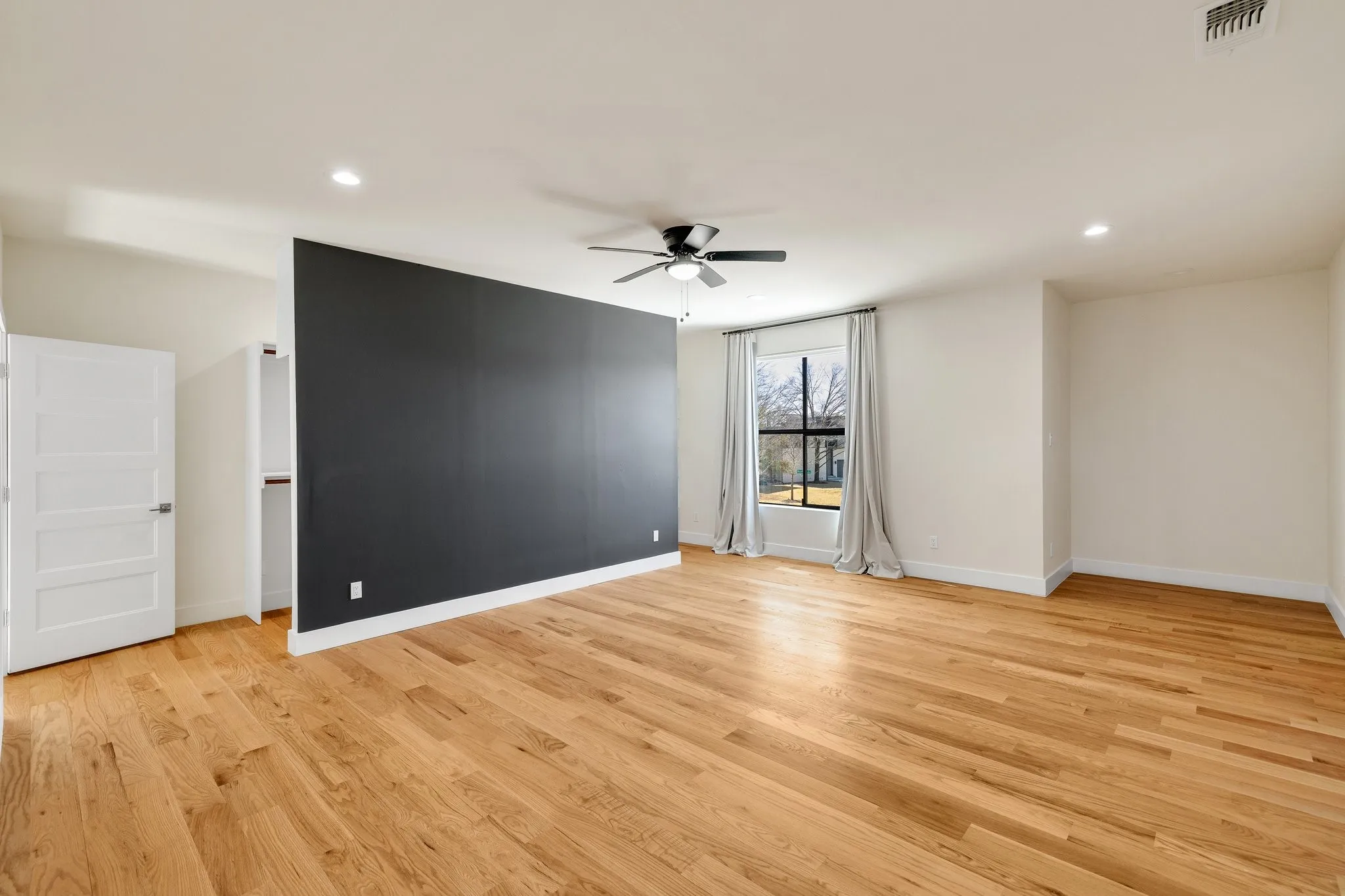 Single Family Residence For Rent in Dallas County , 6449 Royalton Drive, Dallas, Texas 75230, 6 Bedroom, 7 Bathroom, 3 Garage spaces, 6,411 Sqft, built in 2020, mls#21371811, Real Estate Agent in Dallas, Homes For Rent in Dallas county, Homes For Rent in Dallas, Realtor in Dallas Texas, Real Estate Brokerage Independent Realty Texas, Luminita Cordes Realtor