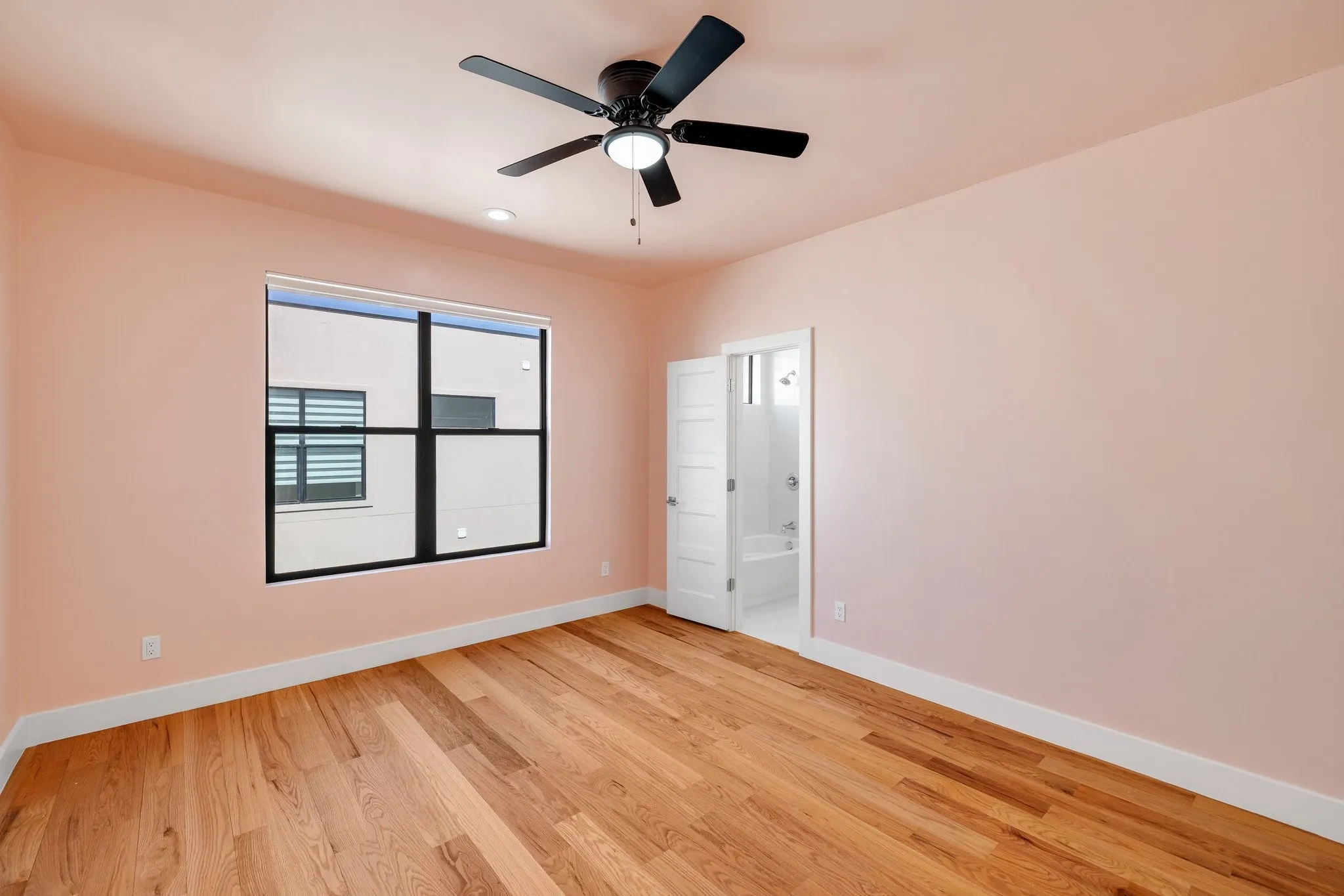 Jack & Jill Bedroom #1