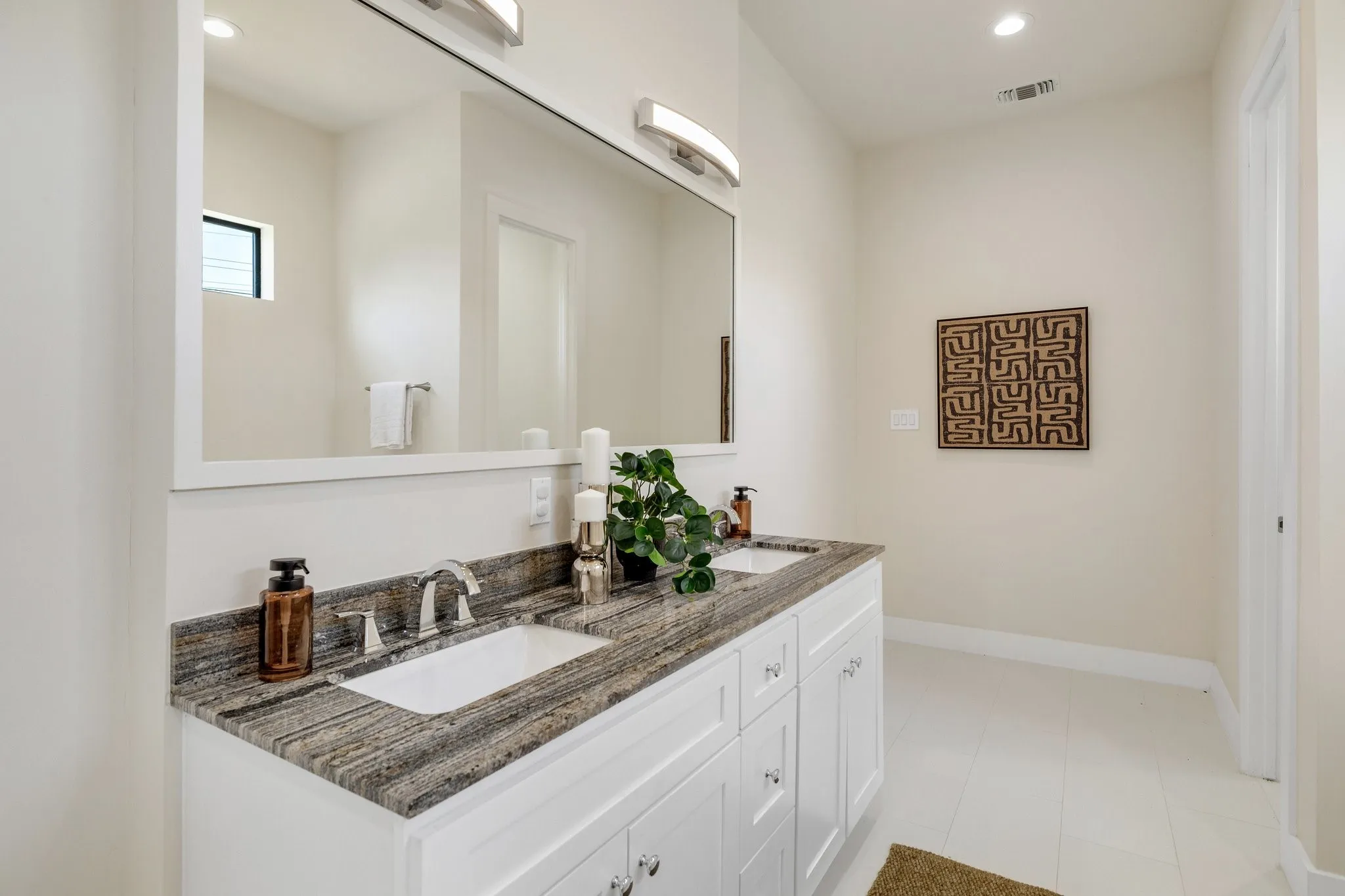 Single Family Residence For Rent in Dallas County , 6449 Royalton Drive, Dallas, Texas 75230, 6 Bedroom, 7 Bathroom, 3 Garage spaces, 6,411 Sqft, built in 2020, mls#21371811, Real Estate Agent in Dallas, Homes For Rent in Dallas county, Homes For Rent in Dallas, Realtor in Dallas Texas, Real Estate Brokerage Independent Realty Texas, Luminita Cordes Realtor
