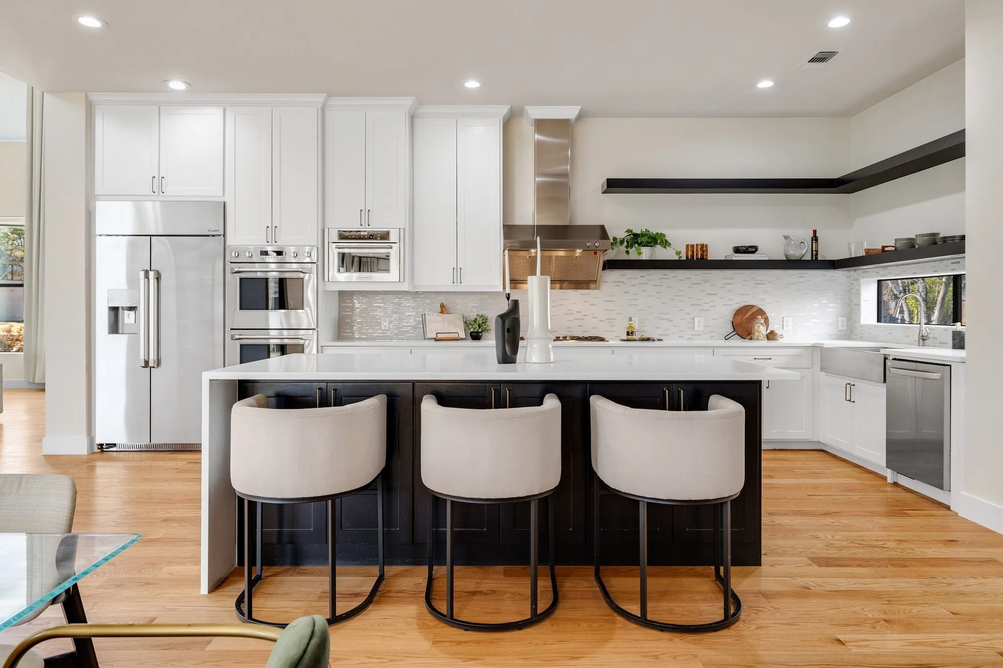 Single Family Residence For Rent in Dallas County , 6449 Royalton Drive, Dallas, Texas 75230, 6 Bedroom, 7 Bathroom, 3 Garage spaces, 6,411 Sqft, built in 2020, mls#21371811, Real Estate Agent in Dallas, Homes For Rent in Dallas county, Homes For Rent in Dallas, Realtor in Dallas Texas, Real Estate Brokerage Independent Realty Texas, Luminita Cordes Realtor