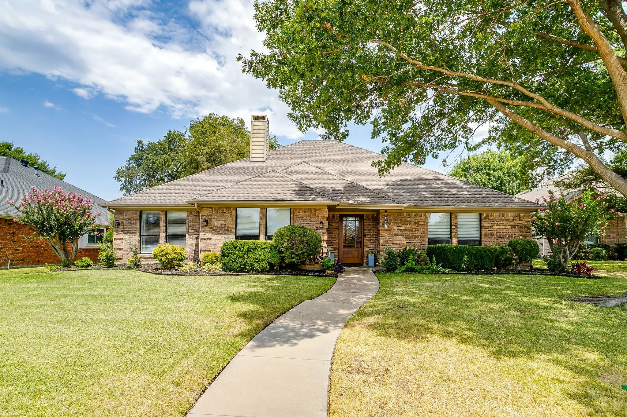 Single Family Residence For Sale in Collin County , 4441 Ballinger Court, Plano, Texas 75093, 4 Bedroom, 3 Bathroom, 2 Garage spaces, 2,350 Sqft, built in 1986, mls#21369166, Real Estate Agent in Plano, Homes For Sale in Collin county, Homes For Sale in Plano, Realtor in Plano Texas, Real Estate Brokerage Independent Realty Texas, Luminita Cordes Realtor