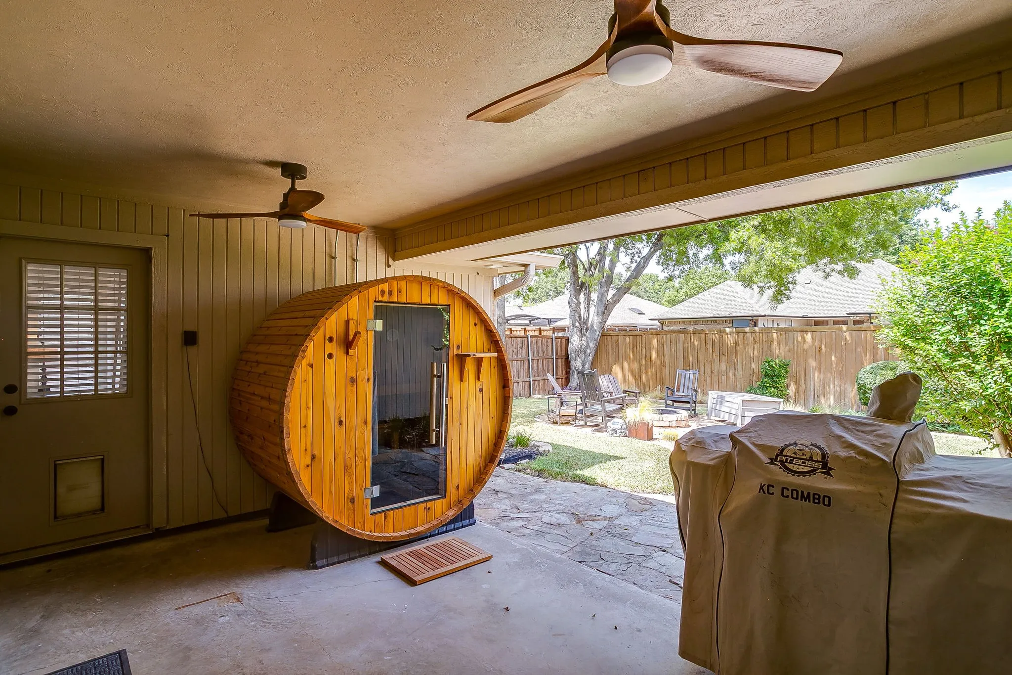 Single Family Residence For Sale in Collin County , 4441 Ballinger Court, Plano, Texas 75093, 4 Bedroom, 3 Bathroom, 2 Garage spaces, 2,350 Sqft, built in 1986, mls#21369166, Real Estate Agent in Plano, Homes For Sale in Collin county, Homes For Sale in Plano, Realtor in Plano Texas, Real Estate Brokerage Independent Realty Texas, Luminita Cordes Realtor