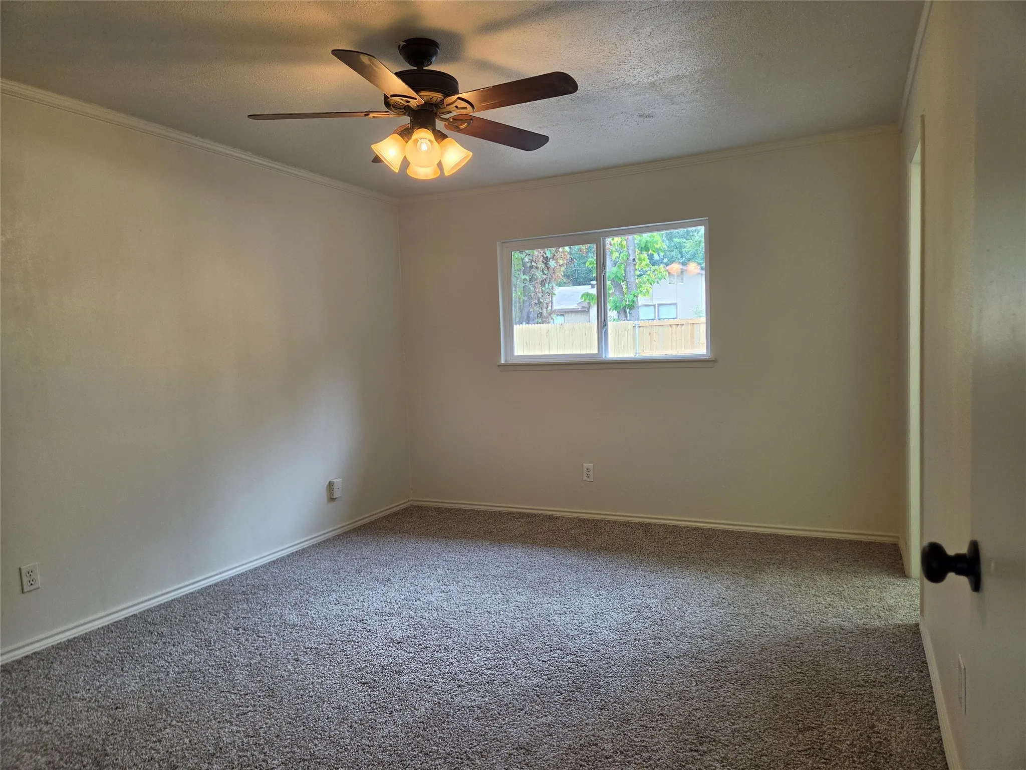 Single Family Residence For Rent in Dallas County , 5102 Preston Trail, Garland, Texas 75043, 3 Bedroom, 2 Bathroom, 2 Garage spaces, 1,301 Sqft, built in 1971, mls#21371778, Real Estate Agent in Garland, Homes For Rent in Dallas county, Homes For Rent in Garland, Realtor in Garland Texas, Real Estate Brokerage Independent Realty Texas, Luminita Cordes Realtor