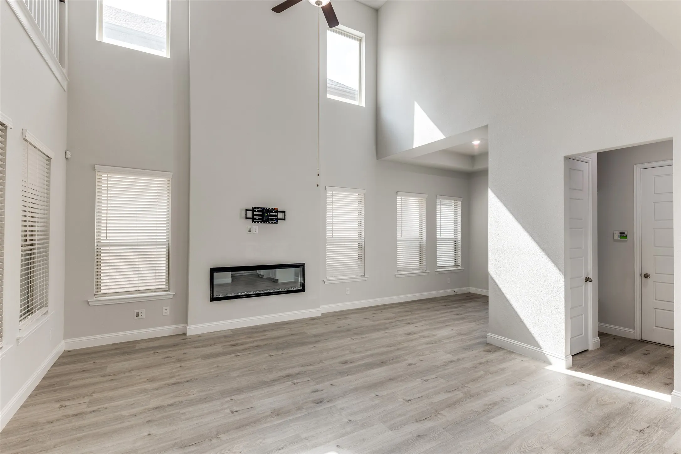 Single Family Residence For Rent in Collin County , 4592 Refugio Drive, Plano, Texas 75024, 4 Bedroom, 4 Bathroom, 2 Garage spaces, 3,048 Sqft, built in 2021, mls#21371817, Real Estate Agent in Plano, Homes For Rent in Collin county, Homes For Rent in Plano, Realtor in Plano Texas, Real Estate Brokerage Independent Realty Texas, Luminita Cordes Realtor