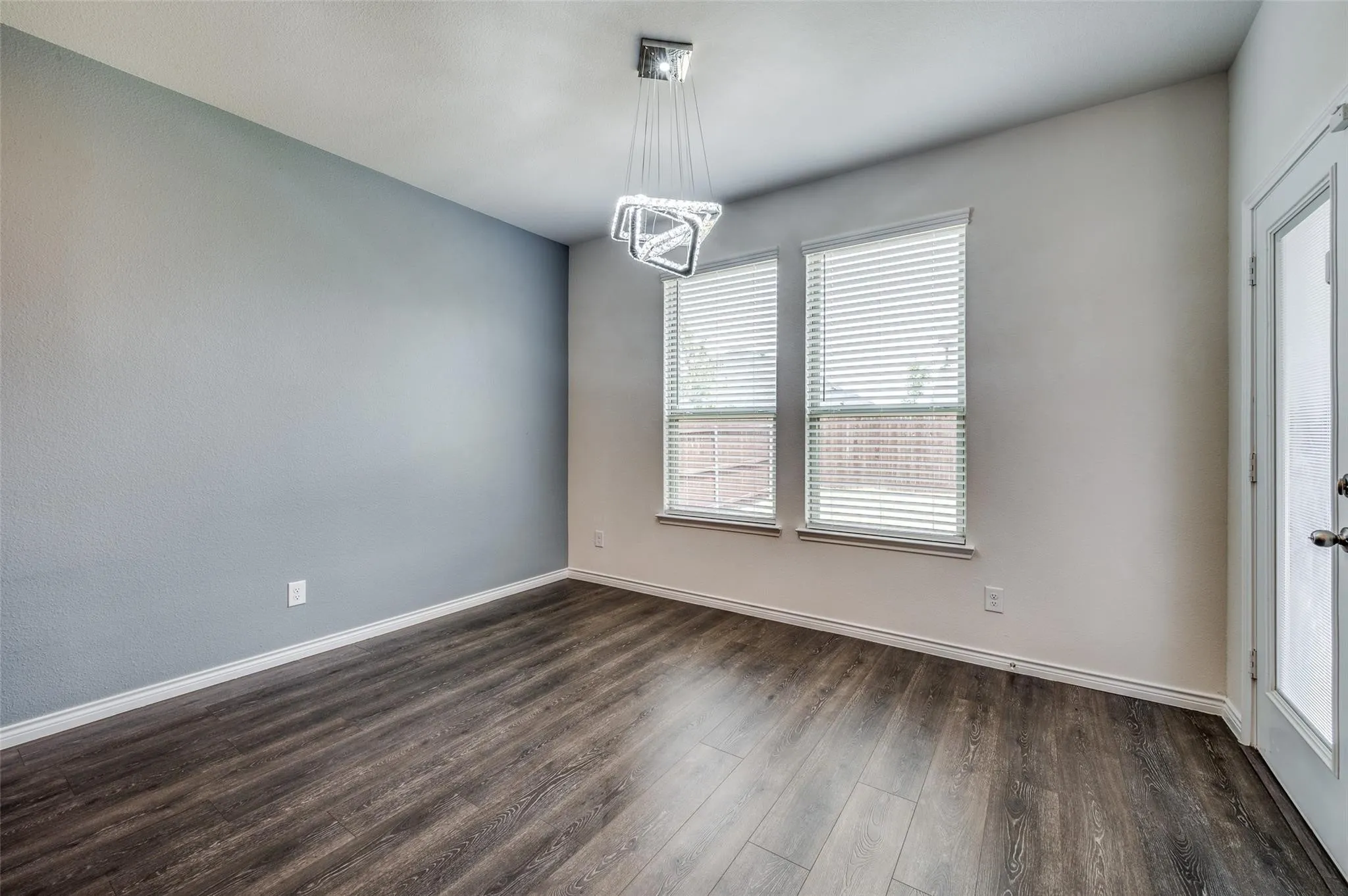 Single Family Residence For Sale in Denton County , 13405 Arvelo Drive, Little Elm, Texas 75068, 4 Bedroom, 3 Bathroom, 2 Garage spaces, 3,412 Sqft, built in 2021, mls#21371814, Real Estate Agent in Little Elm, Homes For Sale in Denton county, Homes For Sale in Little Elm, Realtor in Little Elm Texas, Real Estate Brokerage Independent Realty Texas, Luminita Cordes Realtor