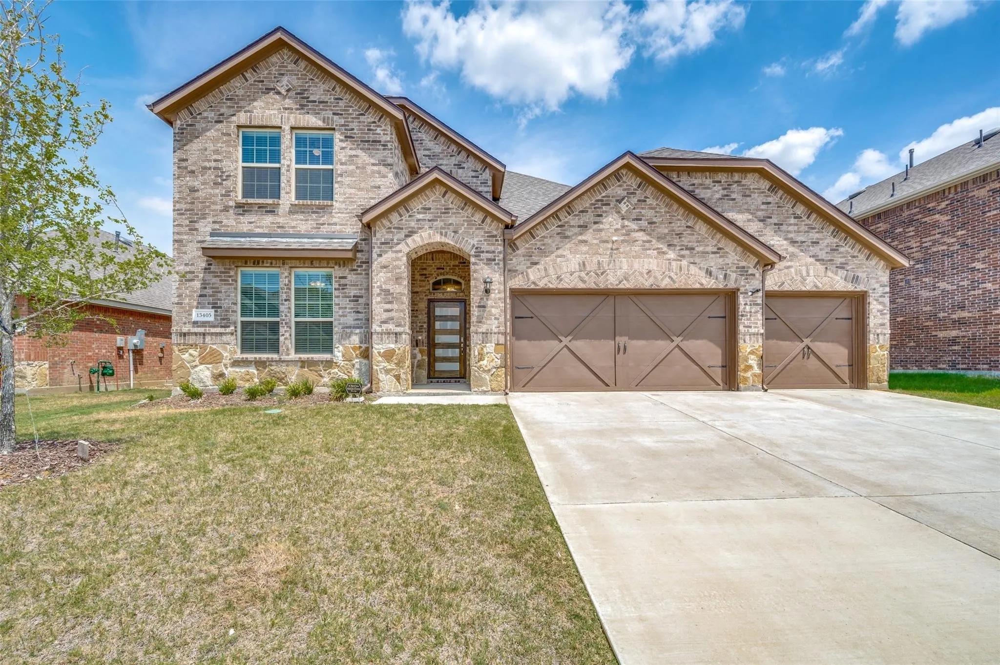 Single Family Residence For Sale in Denton County , 13405 Arvelo Drive, Little Elm, Texas 75068, 4 Bedroom, 3 Bathroom, 2 Garage spaces, 3,412 Sqft, built in 2021, mls#21371814, Real Estate Agent in Little Elm, Homes For Sale in Denton county, Homes For Sale in Little Elm, Realtor in Little Elm Texas, Real Estate Brokerage Independent Realty Texas, Luminita Cordes Realtor