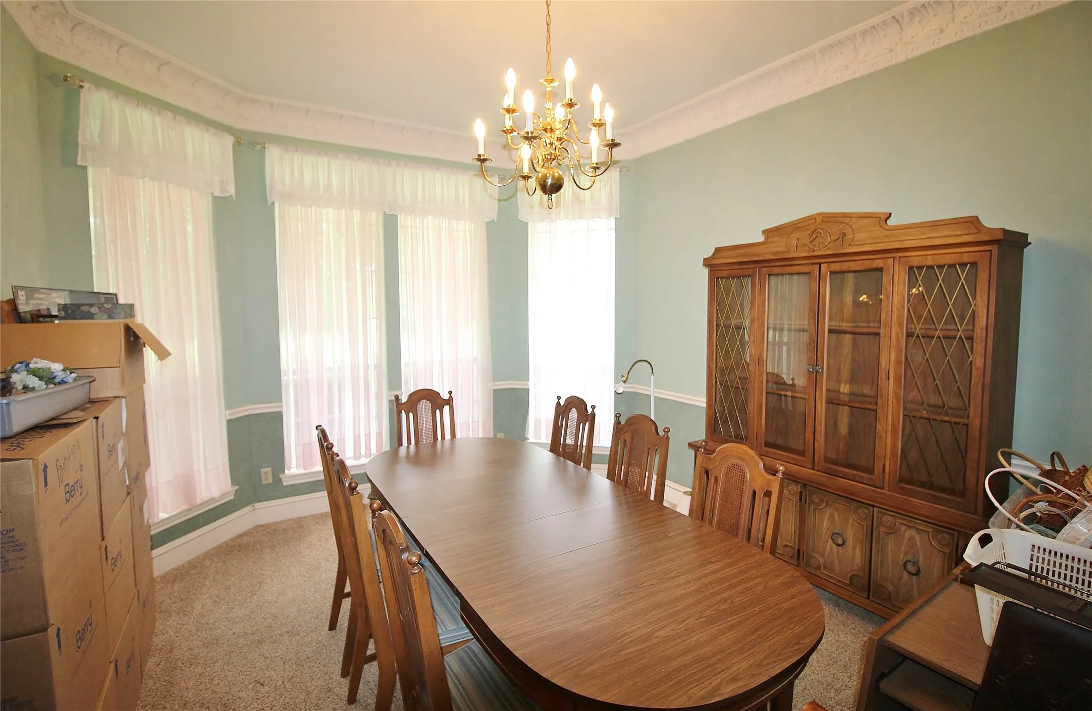Single Family Residence For Rent in Ellis County , 8150 Bob White Road, Waxahachie, Texas 75167, 3 Bedroom, 4 Bathroom, Garage spaces, 3,662 Sqft, built in 1984, mls#21371825, Real Estate Agent in Waxahachie, Homes For Rent in Ellis county, Homes For Rent in Waxahachie, Realtor in Waxahachie Texas, Real Estate Brokerage Independent Realty Texas, Luminita Cordes Realtor