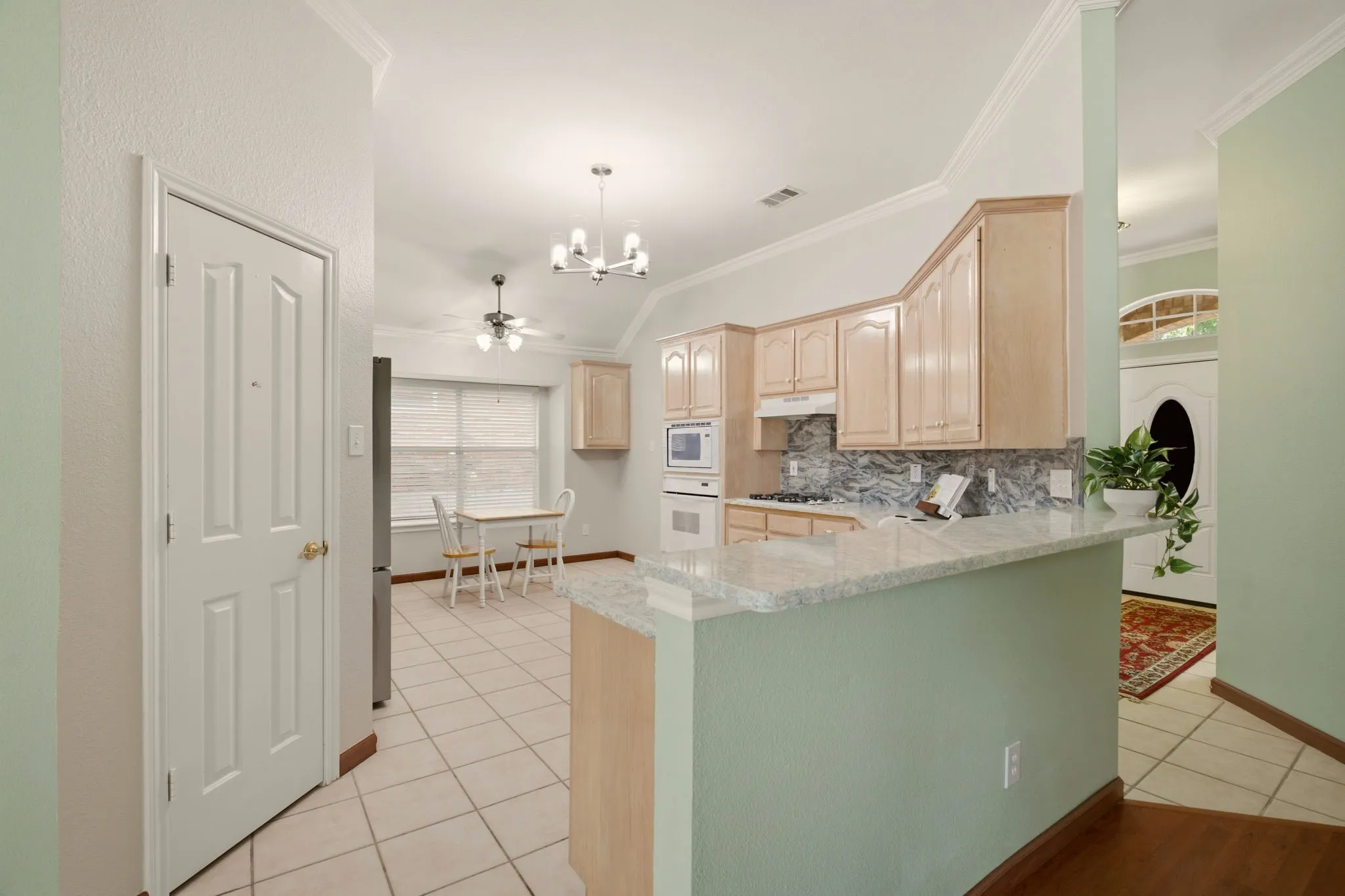 Single Family Residence For Sale in Denton County , 3723 White River Drive, Dallas, Texas 75287, 4 Bedroom, 3 Bathroom, 2 Garage spaces, 2,321 Sqft, built in 1997, mls#21362434, Real Estate Agent in Dallas, Homes For Sale in Denton county, Homes For Sale in Dallas, Realtor in Dallas Texas, Real Estate Brokerage Independent Realty Texas, Luminita Cordes Realtor