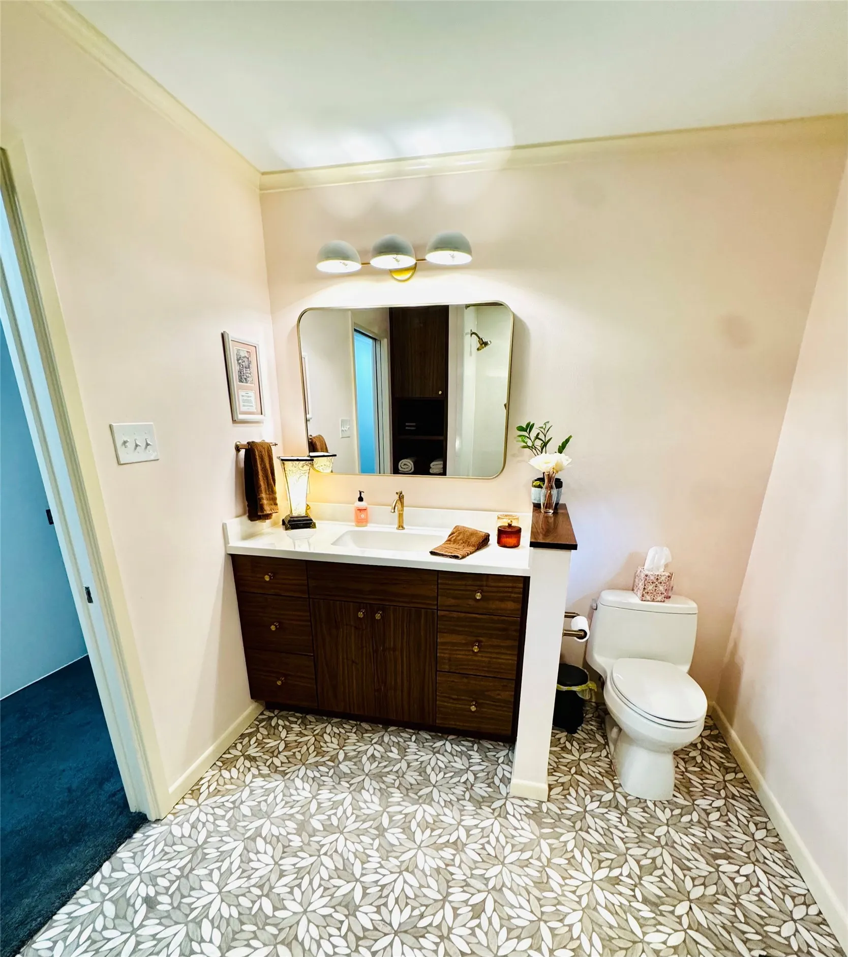 Single Family Residence For Sale in Mc Lennan County , 4936 Ridgeview Drive, Waco, Texas 76710, 3 Bedroom, 3 Bathroom, 2 Garage spaces, 3,092 Sqft, built in 1956, mls#21367081, Real Estate Agent in Waco, Homes For Sale in Mc Lennan county, Homes For Sale in Waco, Realtor in Waco Texas, Real Estate Brokerage Independent Realty Texas, Luminita Cordes Realtor