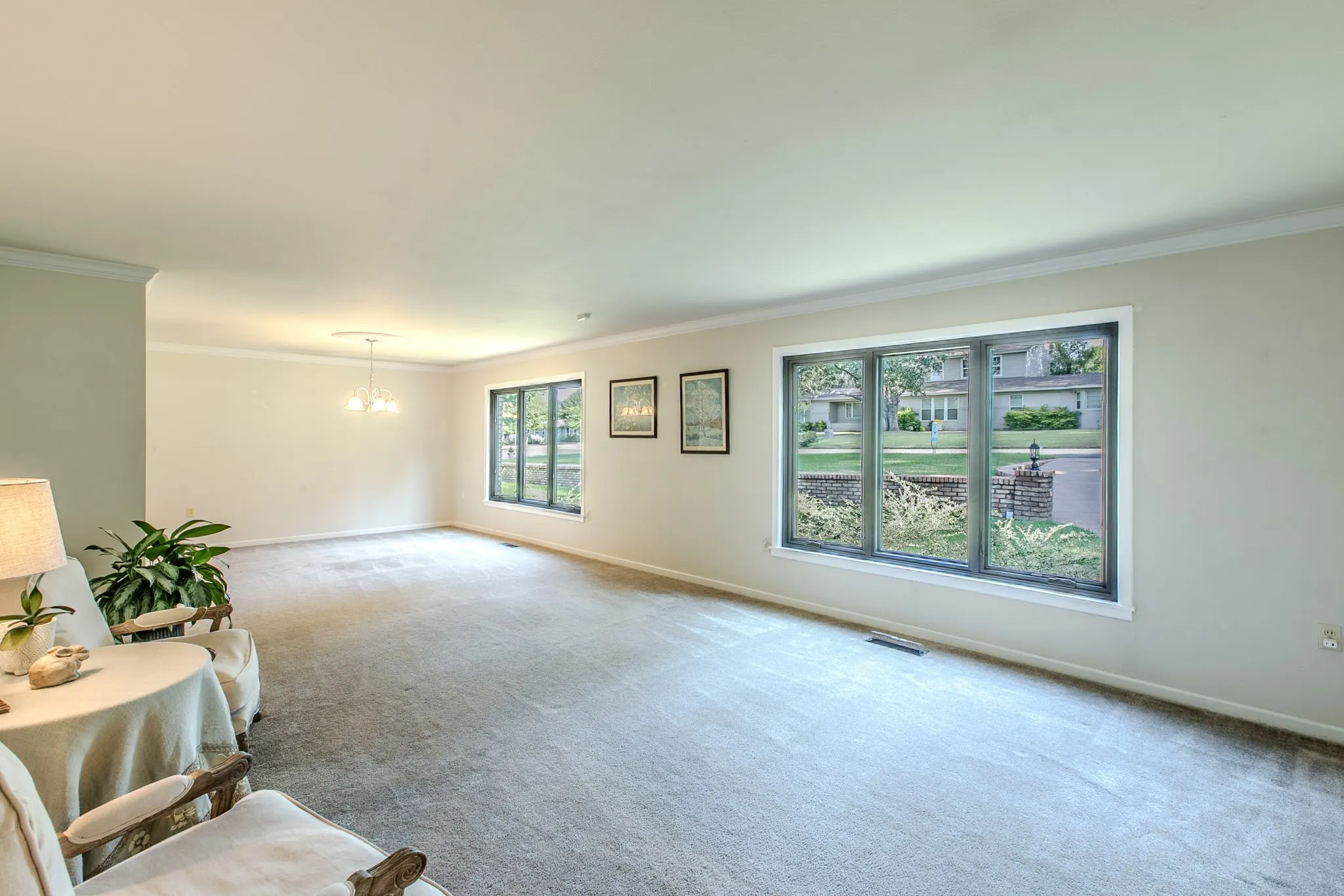 Single Family Residence For Sale in Mc Lennan County , 4936 Ridgeview Drive, Waco, Texas 76710, 3 Bedroom, 3 Bathroom, 2 Garage spaces, 3,092 Sqft, built in 1956, mls#21367081, Real Estate Agent in Waco, Homes For Sale in Mc Lennan county, Homes For Sale in Waco, Realtor in Waco Texas, Real Estate Brokerage Independent Realty Texas, Luminita Cordes Realtor
