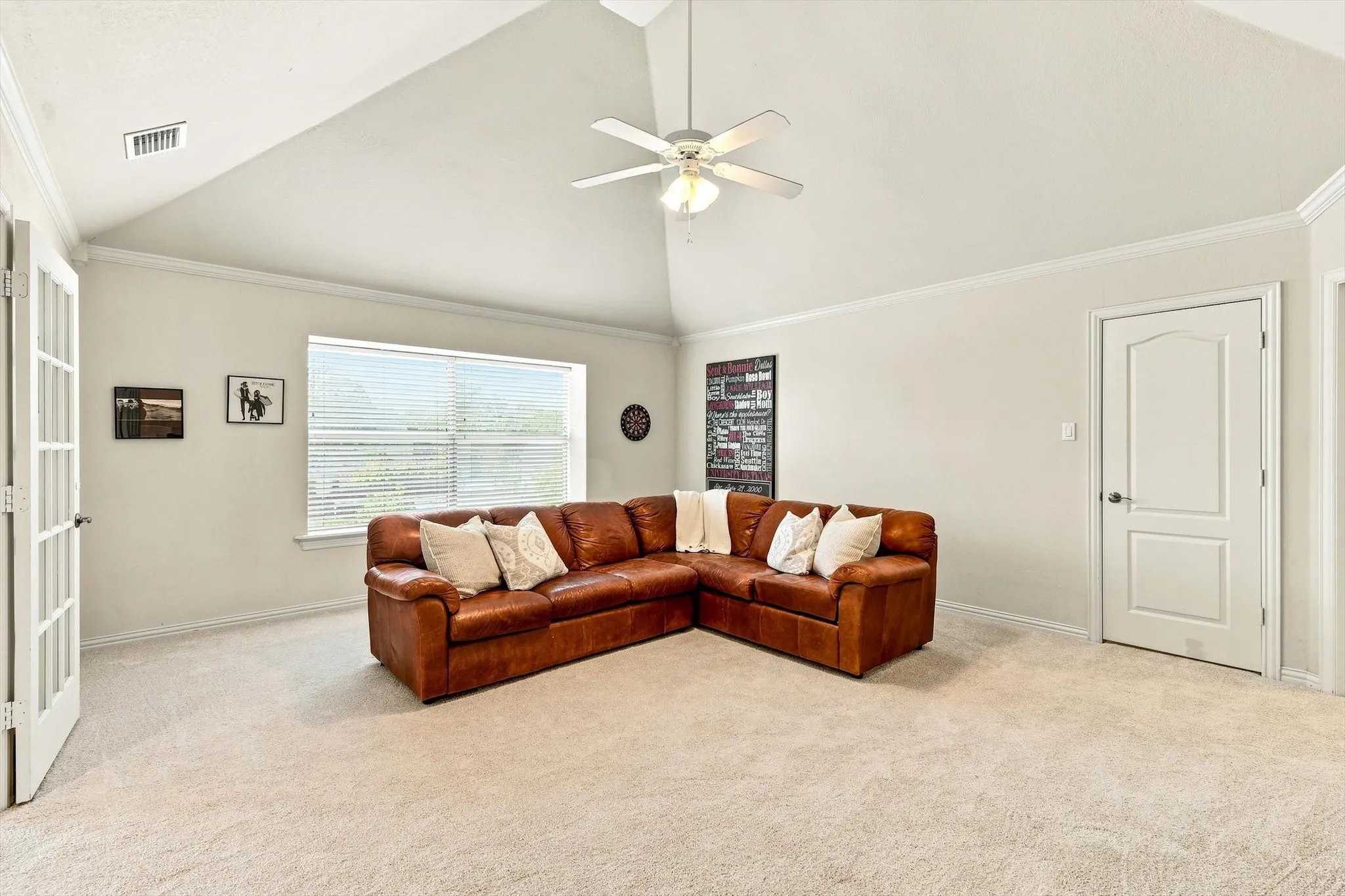 Single Family Residence For Sale in Tarrant County , 1208 Merlot Drive, Southlake, Texas 76092, 4 Bedroom, 4 Bathroom, 3 Garage spaces, 3,800 Sqft, built in 2001, mls#21368345, Real Estate Agent in Southlake, Homes For Sale in Tarrant county, Homes For Sale in Southlake, Realtor in Southlake Texas, Real Estate Brokerage Independent Realty Texas, Luminita Cordes Realtor