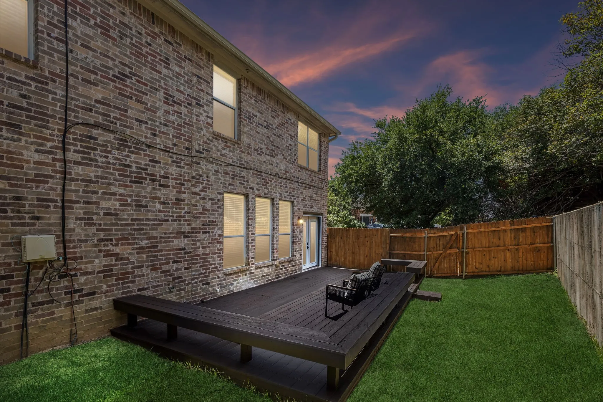 Single Family Residence For Rent in Dallas County , 2113 Parkview, Carrollton, Texas 75006, 2 Bedroom, 3 Bathroom, 2 Garage spaces, 1,428 Sqft, built in 2007, mls#21369577, Real Estate Agent in Carrollton, Homes For Rent in Dallas county, Homes For Rent in Carrollton, Realtor in Carrollton Texas, Real Estate Brokerage Independent Realty Texas, Luminita Cordes Realtor