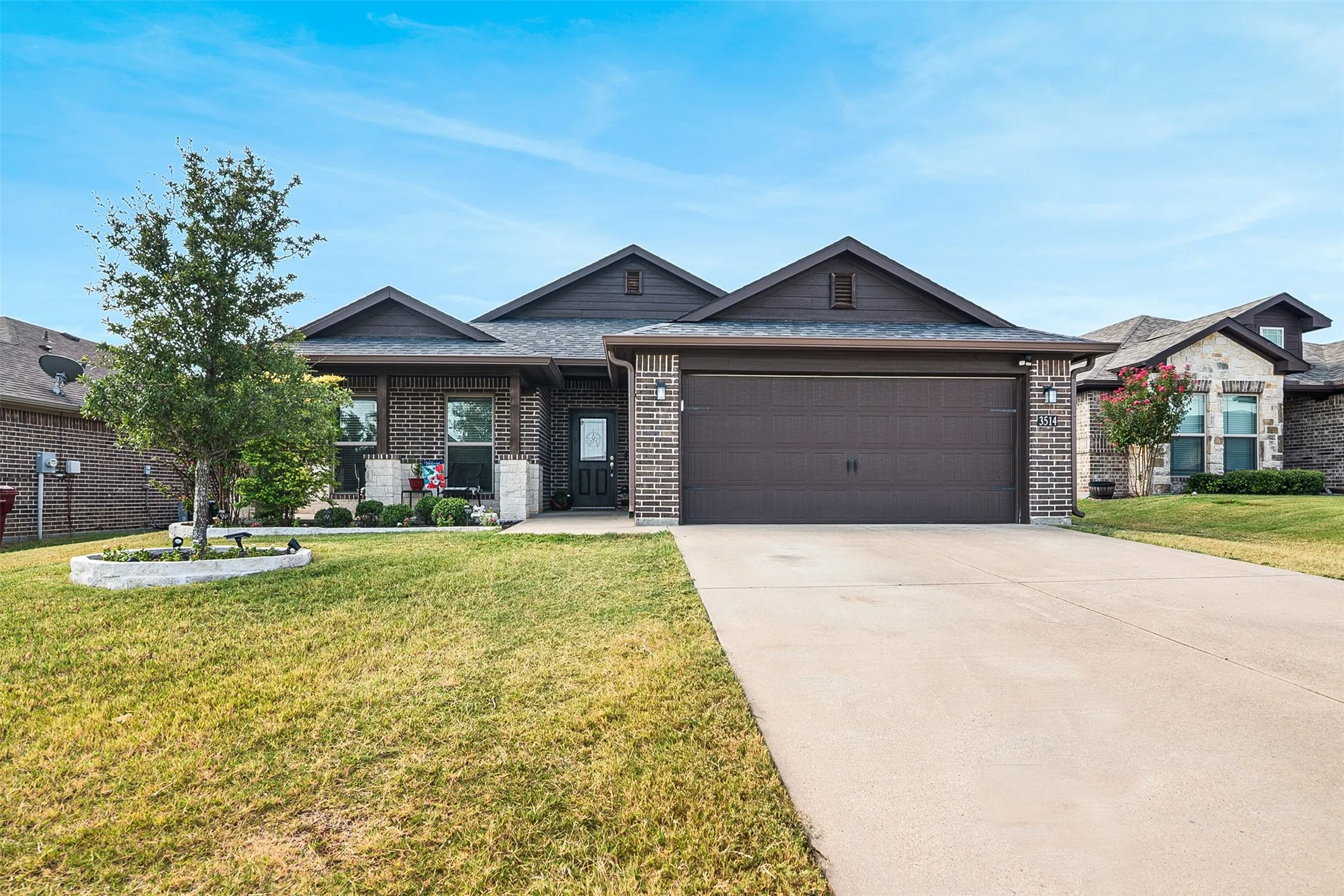 Single Family Residence For Sale in Grayson County , 3514 Hanan Street, Sherman, Texas 75092, 3 Bedroom, 2 Bathroom, 2 Garage spaces, 1,726 Sqft, built in 2019, mls#21370671, Real Estate Agent in Sherman, Homes For Sale in Grayson county, Homes For Sale in Sherman, Realtor in Sherman Texas, Real Estate Brokerage Independent Realty Texas, Luminita Cordes Realtor