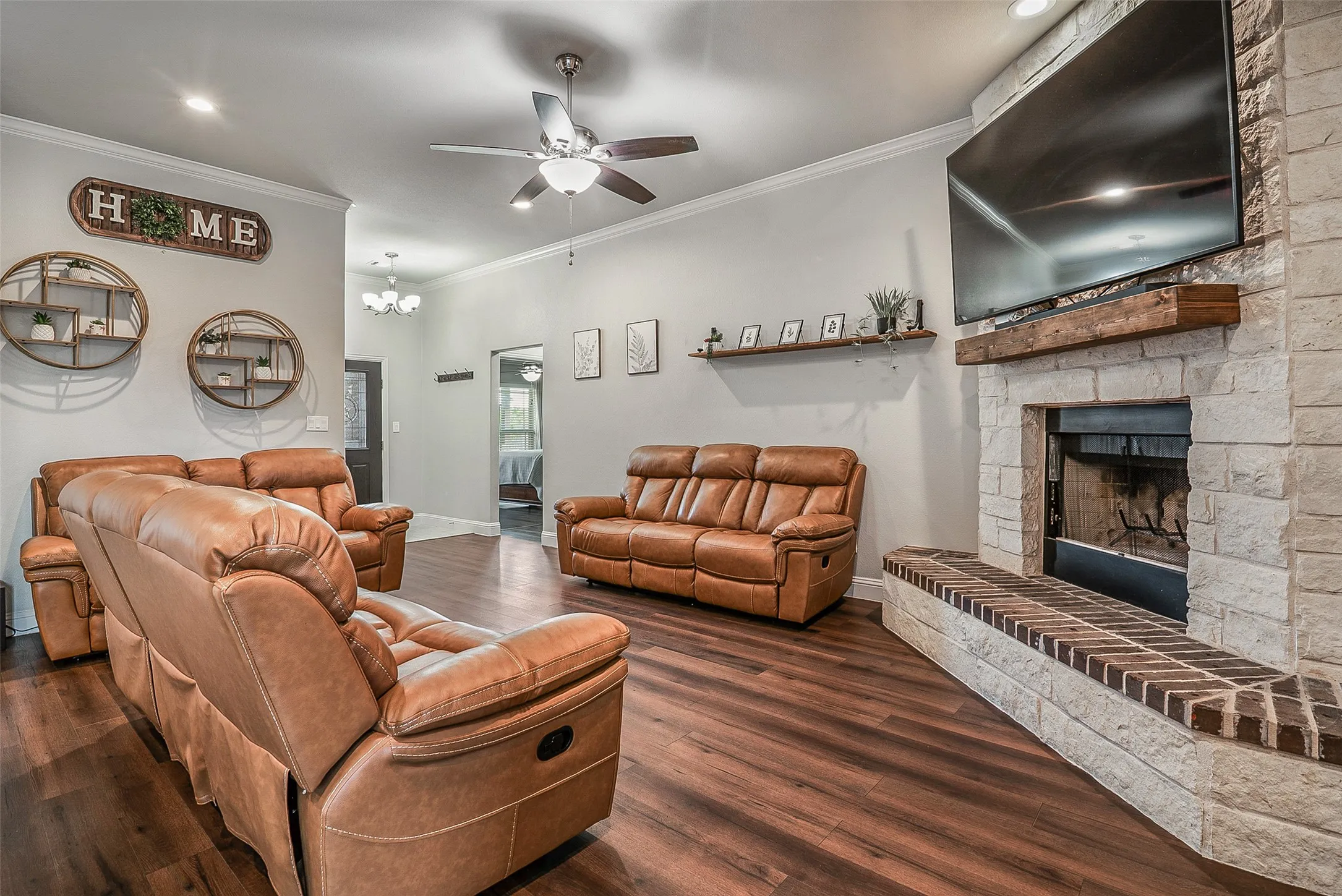 Single Family Residence For Sale in Grayson County , 3514 Hanan Street, Sherman, Texas 75092, 3 Bedroom, 2 Bathroom, 2 Garage spaces, 1,726 Sqft, built in 2019, mls#21370671, Real Estate Agent in Sherman, Homes For Sale in Grayson county, Homes For Sale in Sherman, Realtor in Sherman Texas, Real Estate Brokerage Independent Realty Texas, Luminita Cordes Realtor